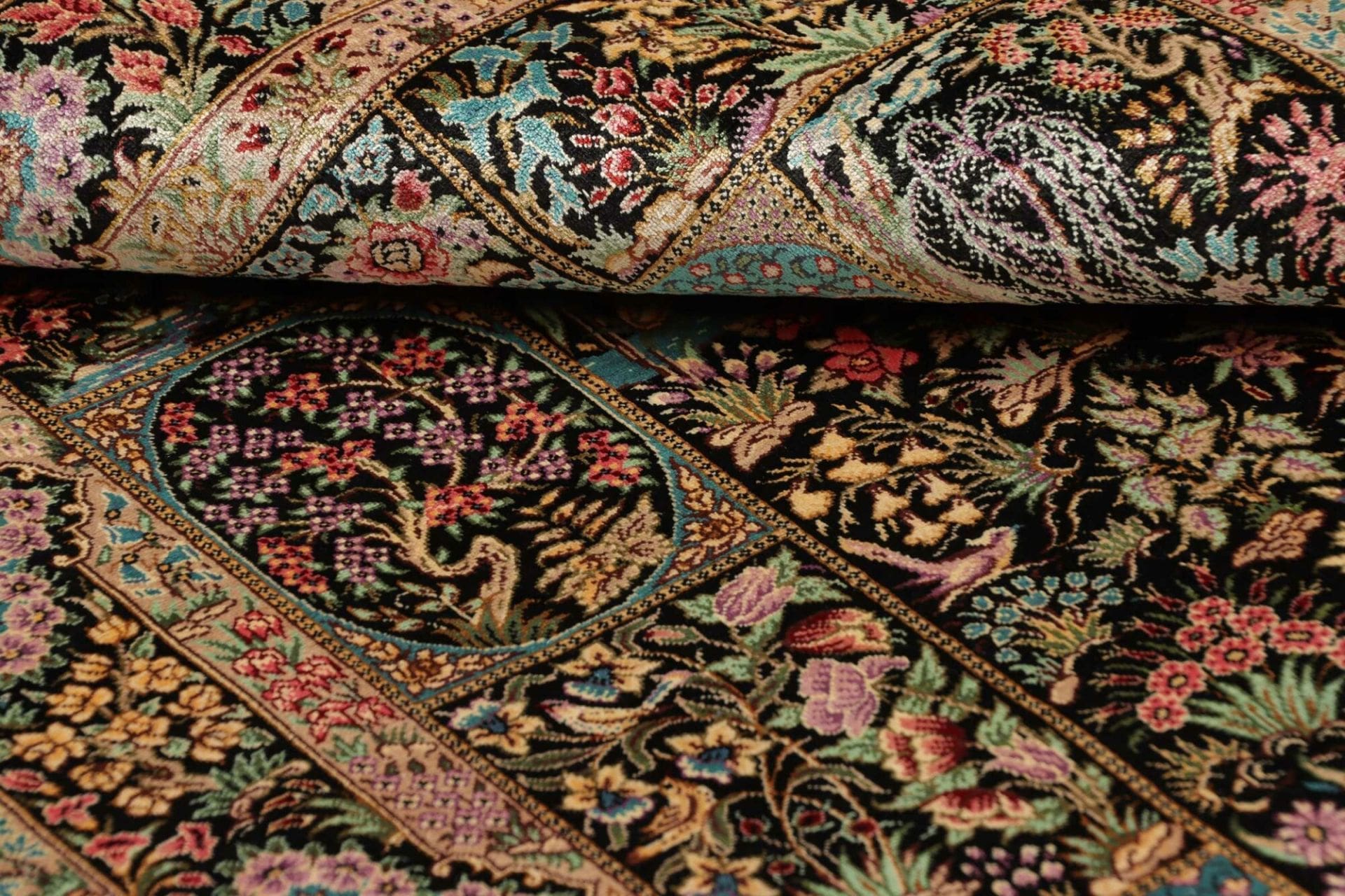 Handgeknüpfter Ghom Perserteppich, 82 × 124 cm, Seide