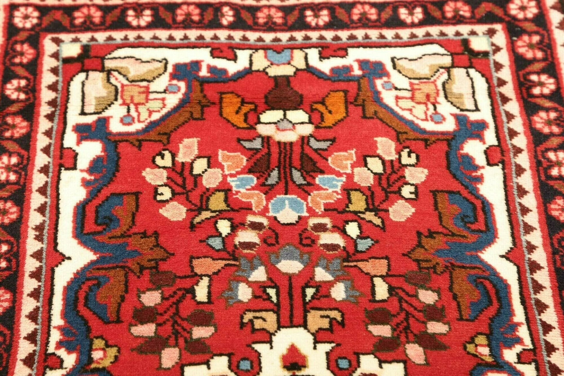hamadan-teppich-72-x-121-cm-herati-muster-schurwolle-handgeknupft-6 Handgeknüpfter Hamadan Herati Perserteppich 72 × 121 cm