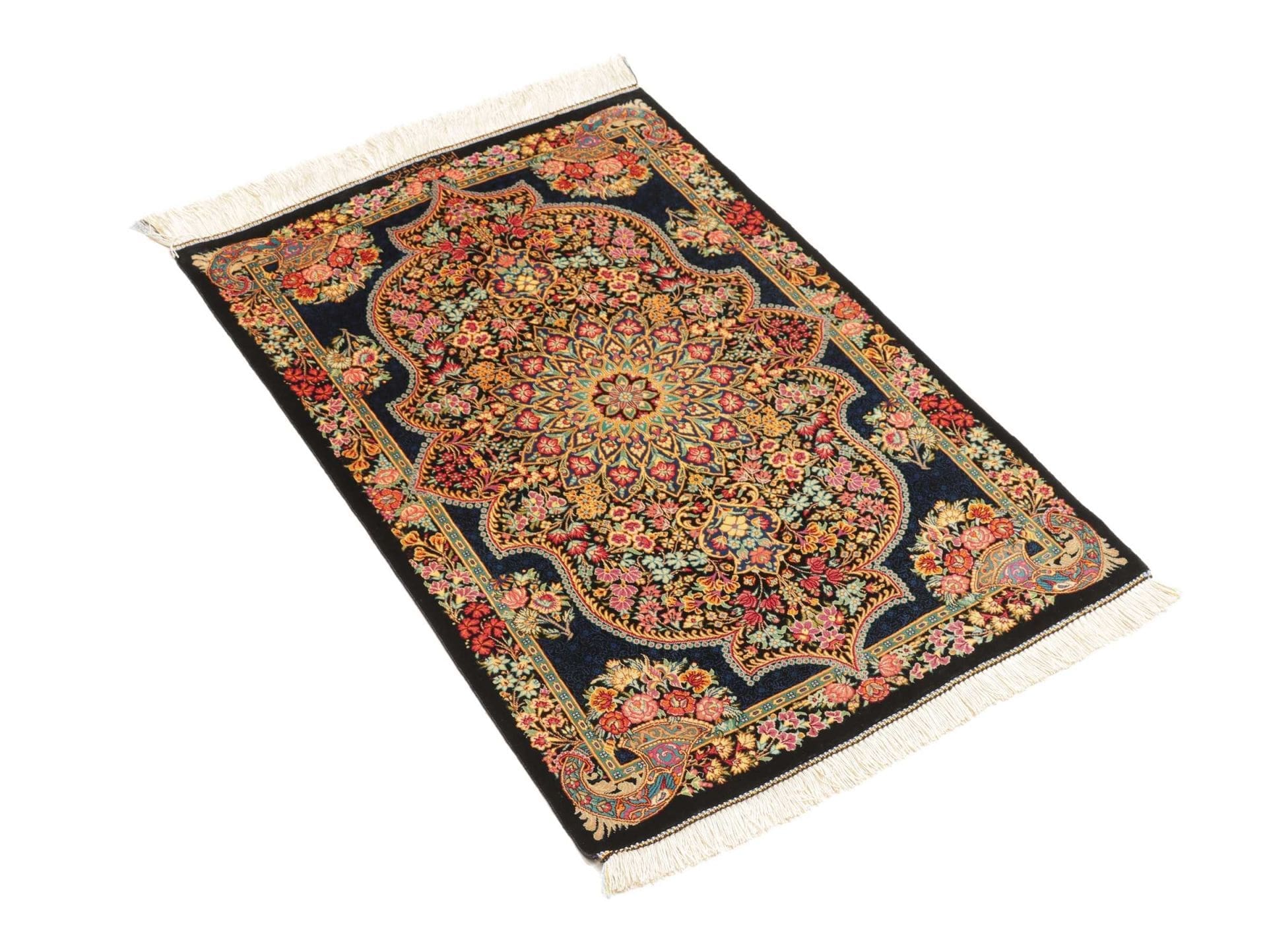 Ghom Perserteppich aus Iran, 63 × 91 cm