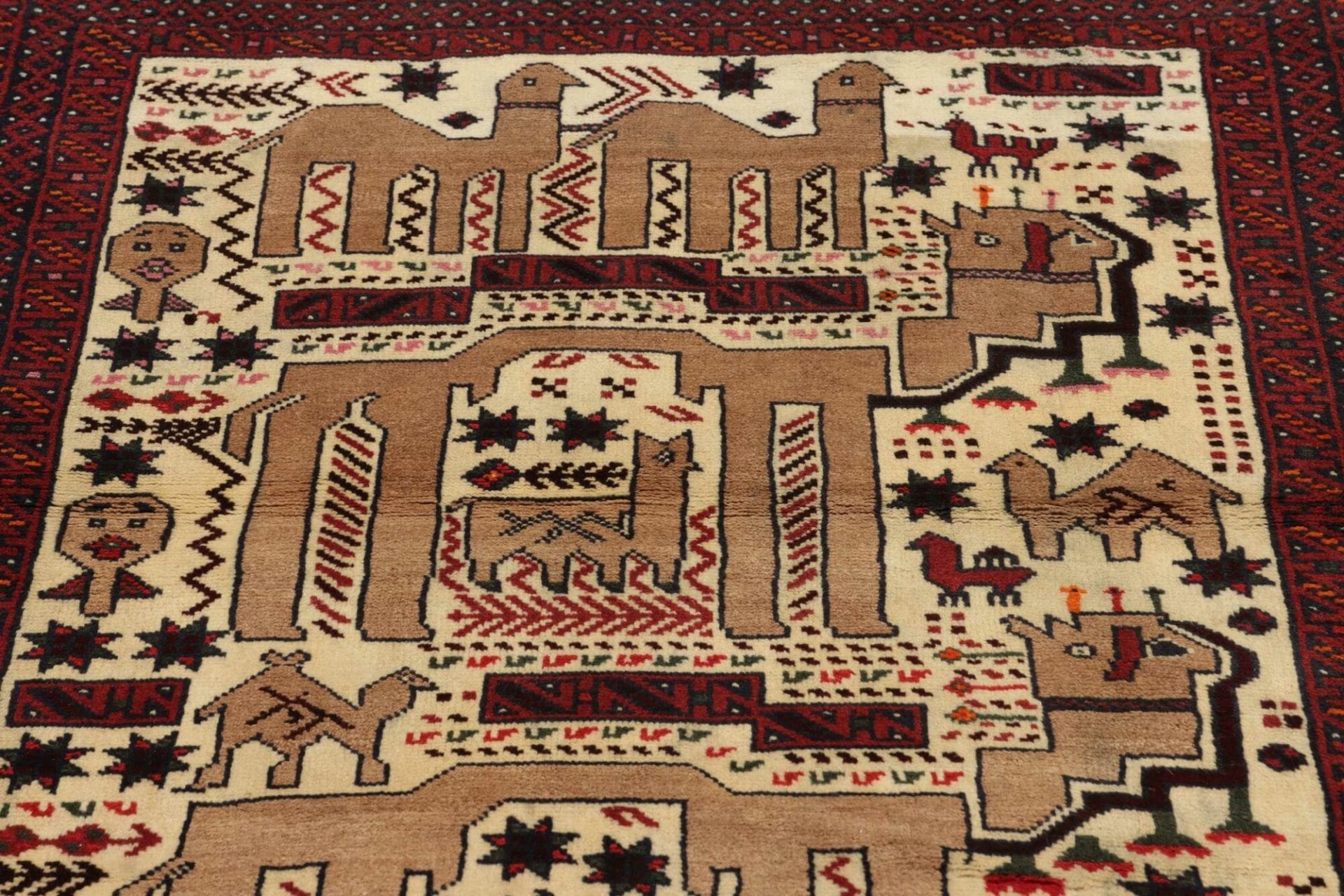 Nain Perserteppich aus Iran, 95 × 200 cm