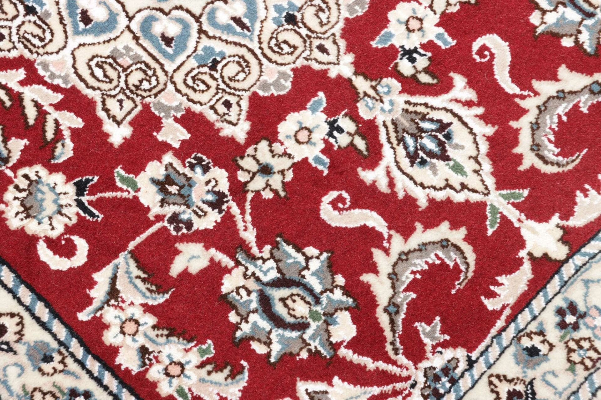 Nain Perserteppich aus Iran, 80 × 194 cm