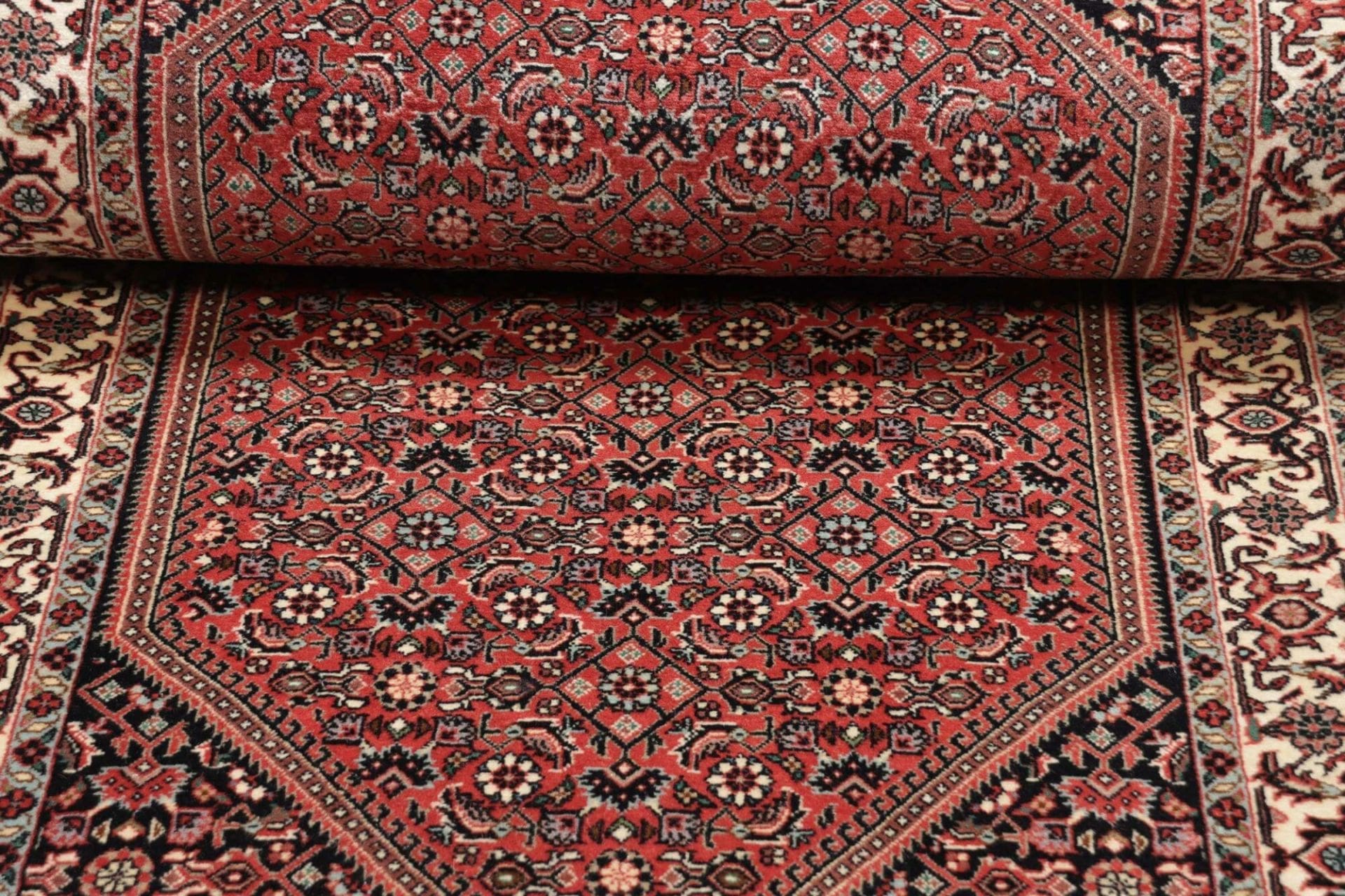 Bijar Perserteppich aus Iran, 83 × 196 cm