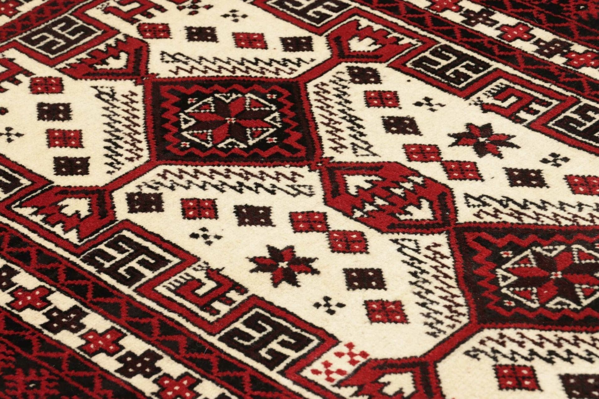 Perserteppich aus Iran, 98 × 197 cm