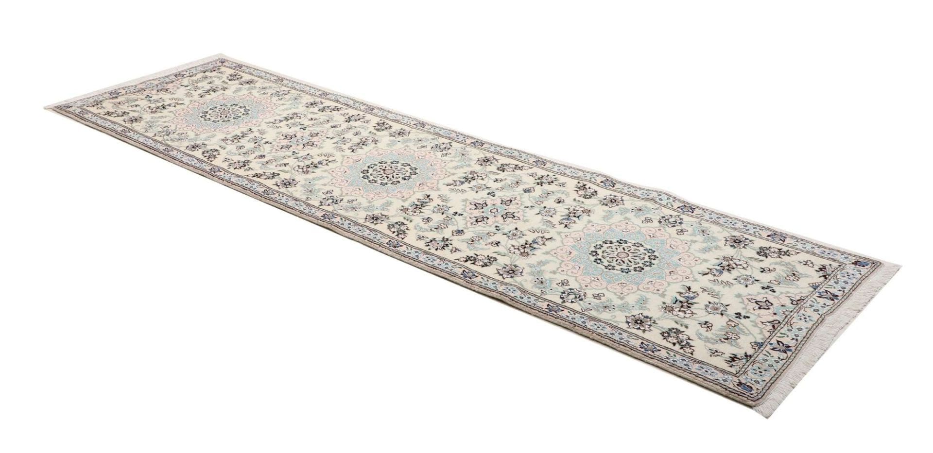 Nain Perserteppich aus Iran, 83 × 286 cm