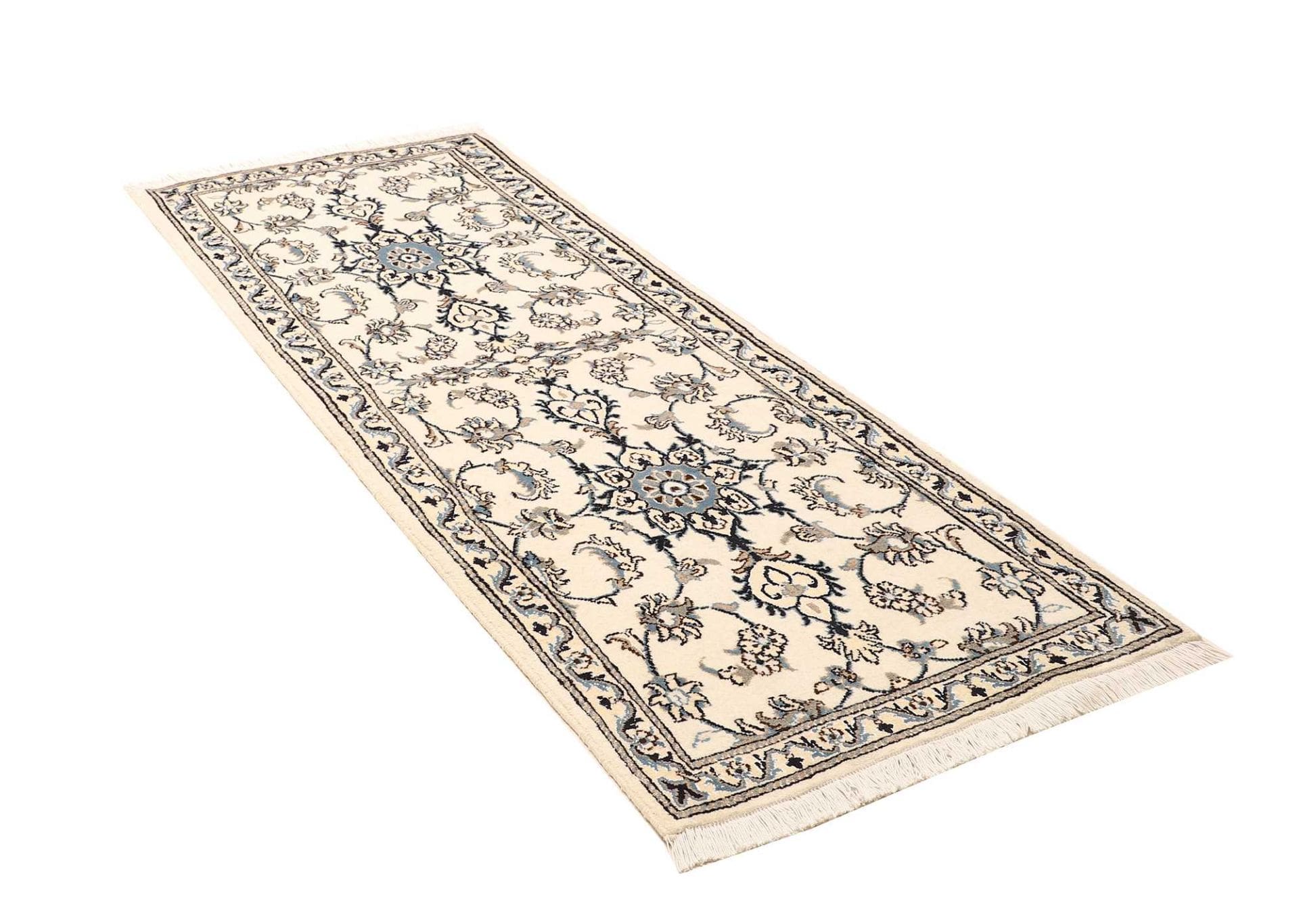 Nain Perserteppich aus Iran, 81 × 210 cm