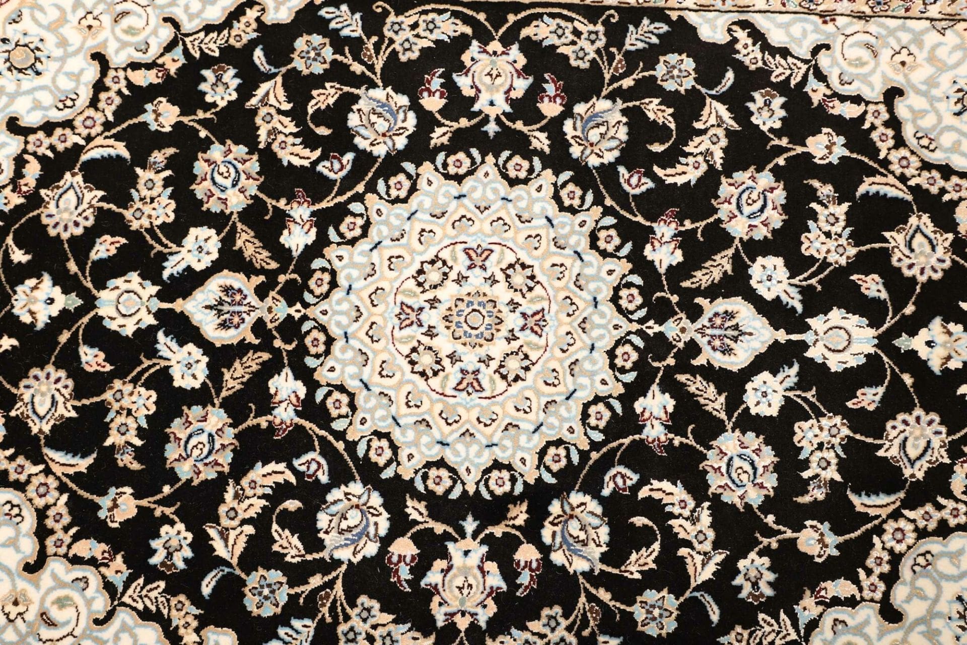 Handgeknüpfter Nain Perserteppich 84 × 219 cm