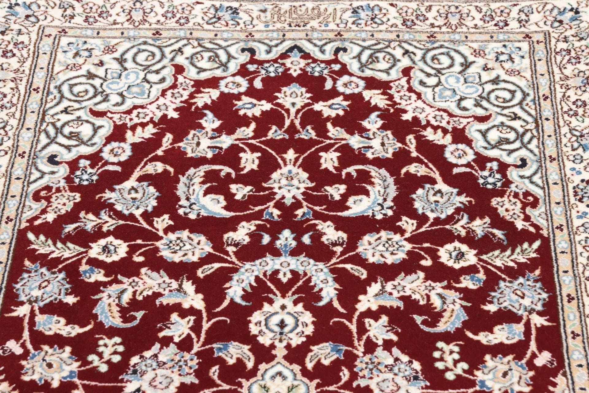 Handgeknüpfter Nain Perserteppich 81 × 210 cm