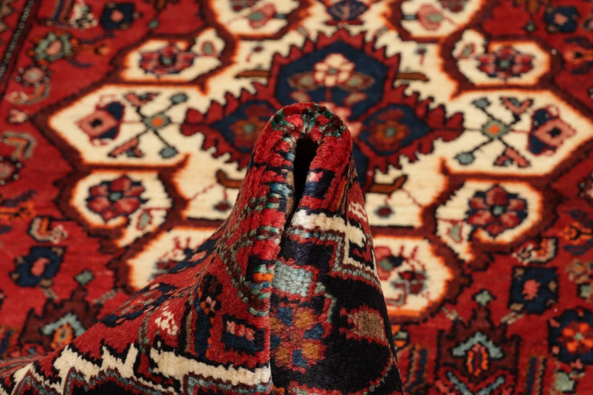 Perserteppich aus Iran, 140 × 350 cm