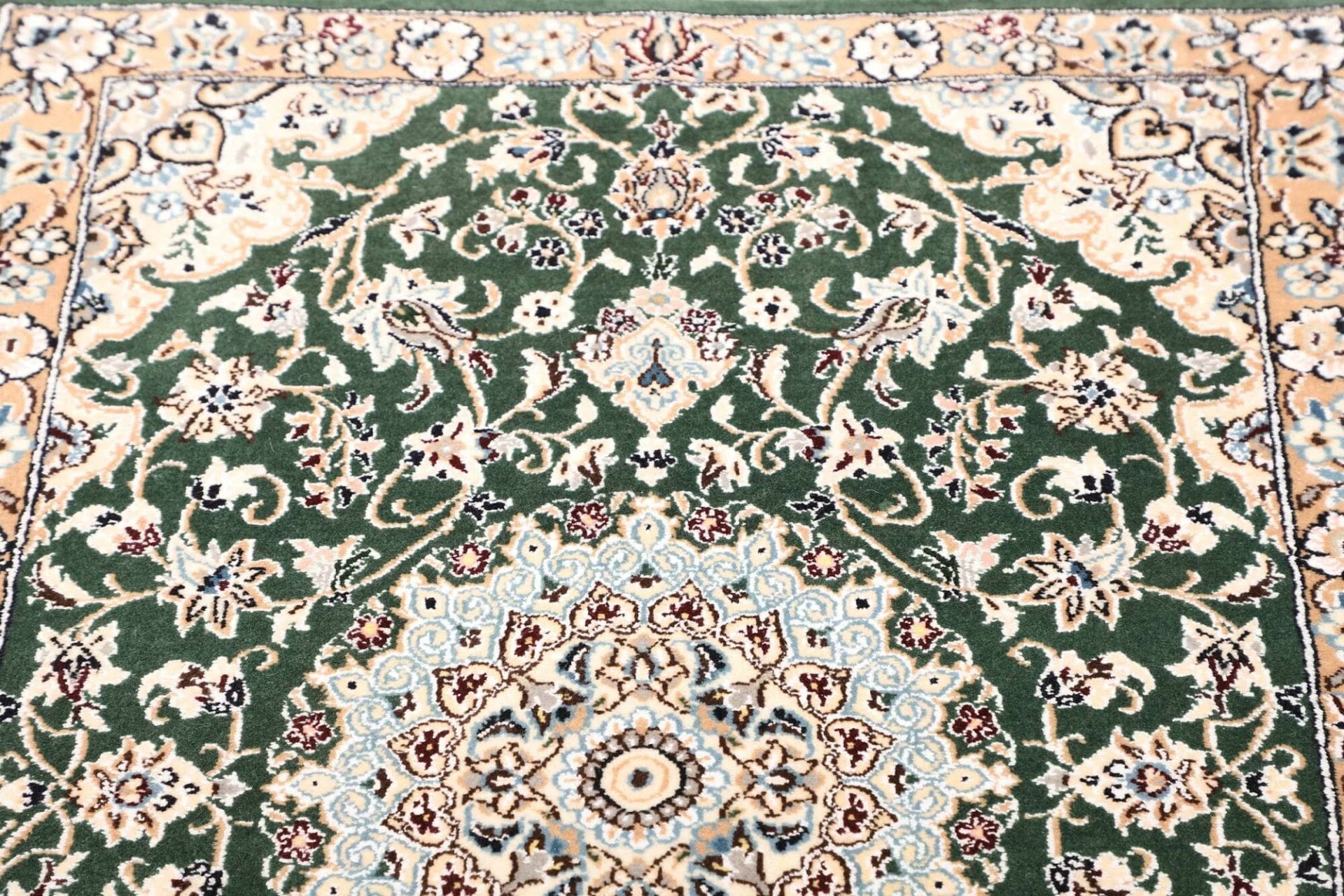 Nain Perserteppich 83 × 303 cm aus Wolle, handgeknüpft