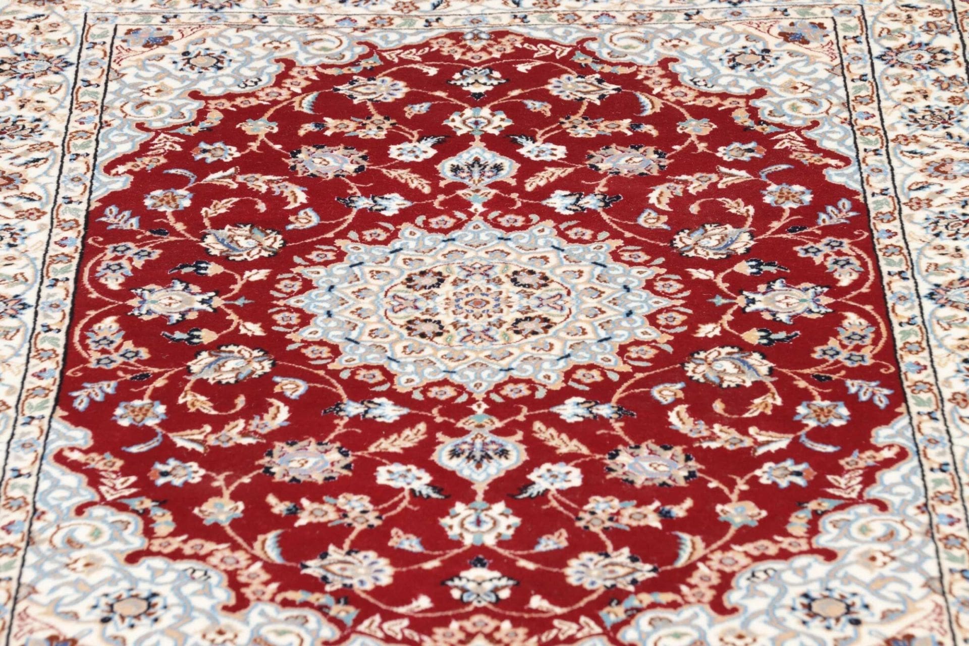 Nain Perserteppich 87 × 315 cm aus Wolle, handgeknüpft