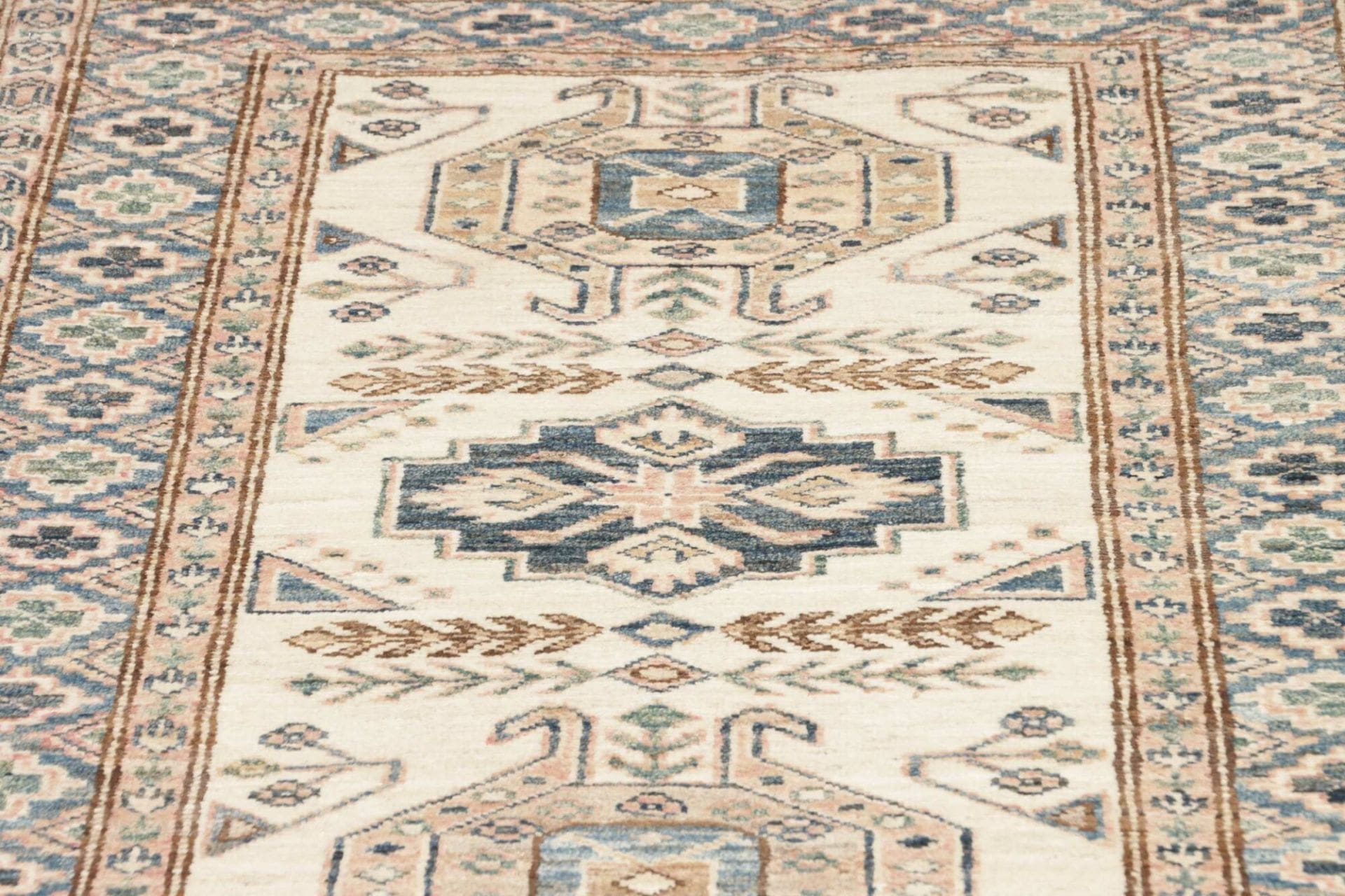 kazak-teppich-88-x-303-cm-geometrische-muster-handgeknupft-6 Handgeknüpfter Kazak Orientteppich, 88 × 303 cm, Wolle