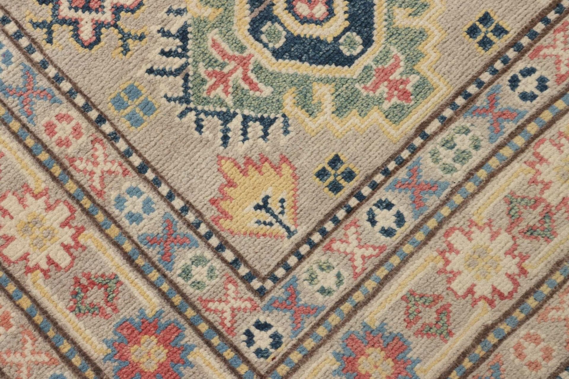 kazak-orientteppich-84-x-309cm-handgeknupft-geometrische-muster-5 Kazak Orientteppich 84 × 309 cm aus Wolle, handgeknüpft