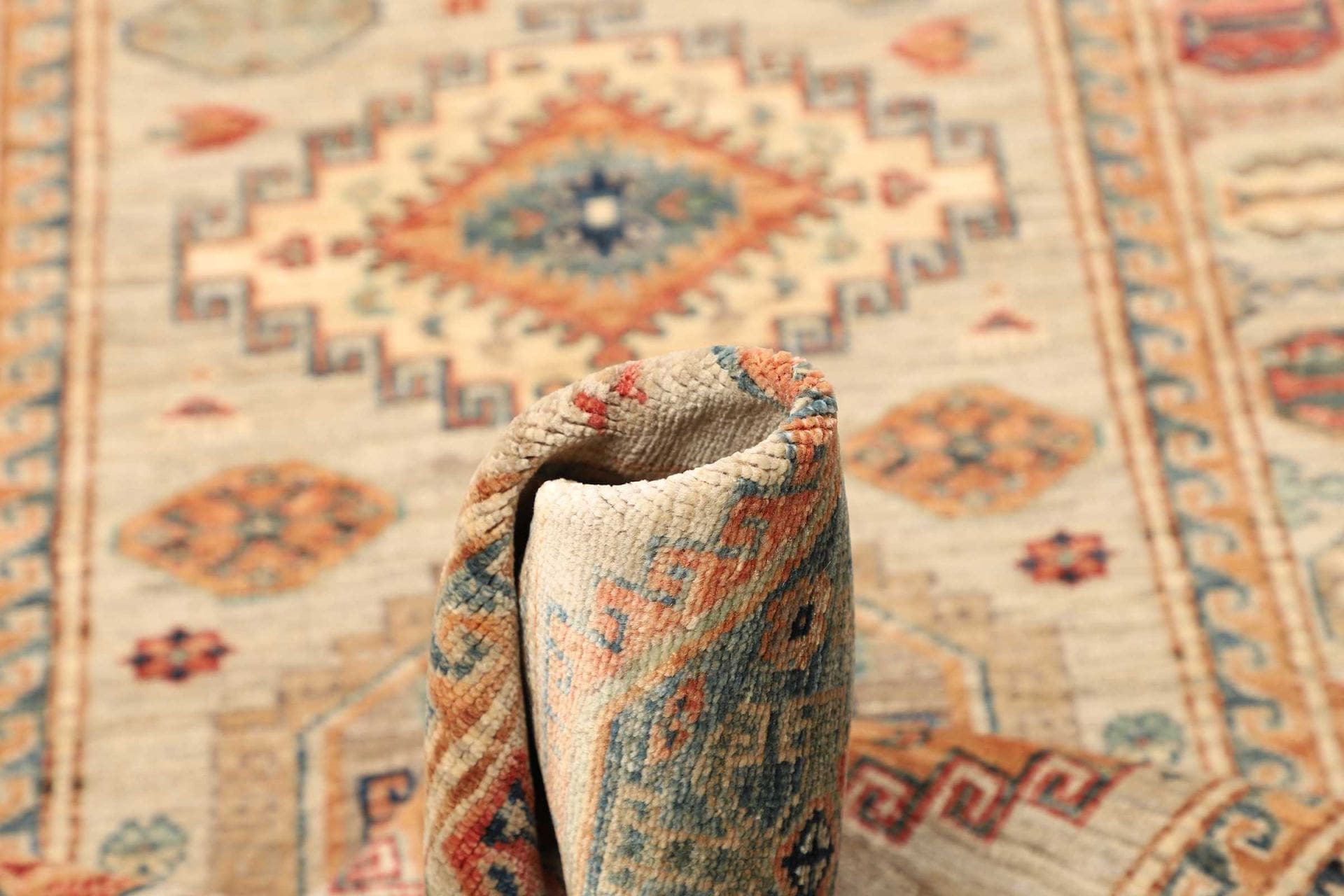 kazak-teppich-84-x-291cm-geometrisches-muster-schurwolle-handgeknupft-7 Handgeknüpfter Kazak Orientteppich, 84 × 291 cm, Wolle
