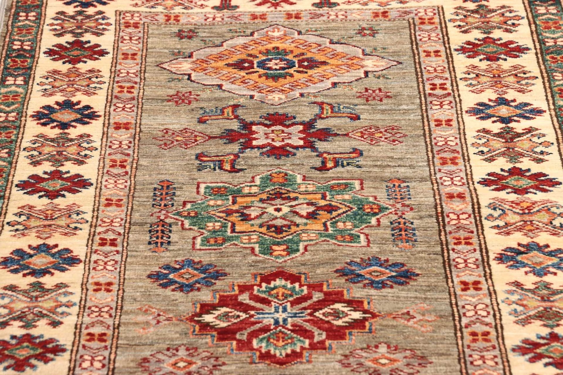kazak-teppich-83-x-259-cm-geometrisches-muster-handgeknupft-7 Kazak Orientteppich aus Pakistan, 83 × 259 cm