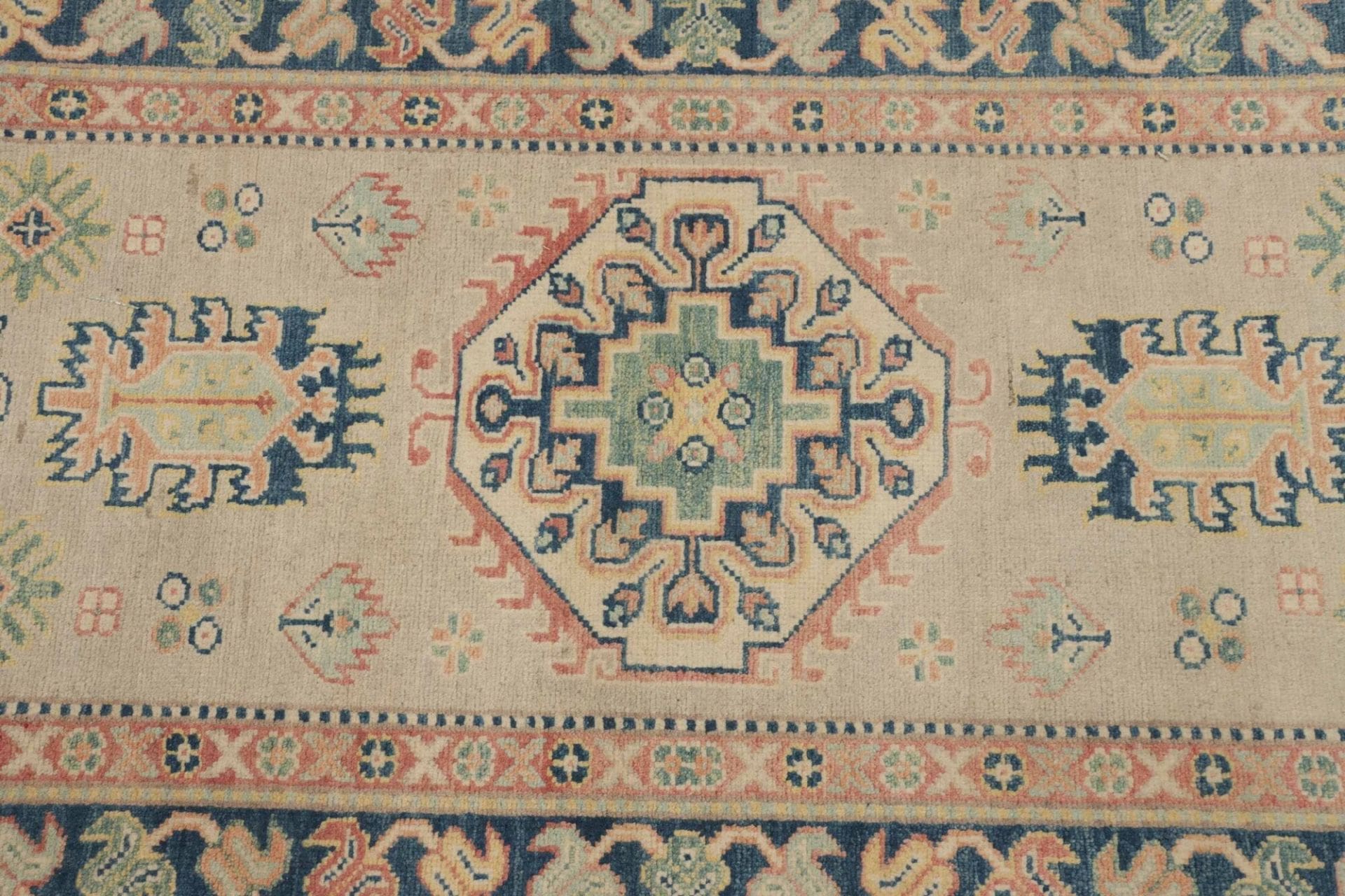 kazak-orientteppich-88-x-287-cm-geometrisches-muster-handgeknupft-6 Handgeknüpfter Kazak Orientteppich 88 × 287 cm