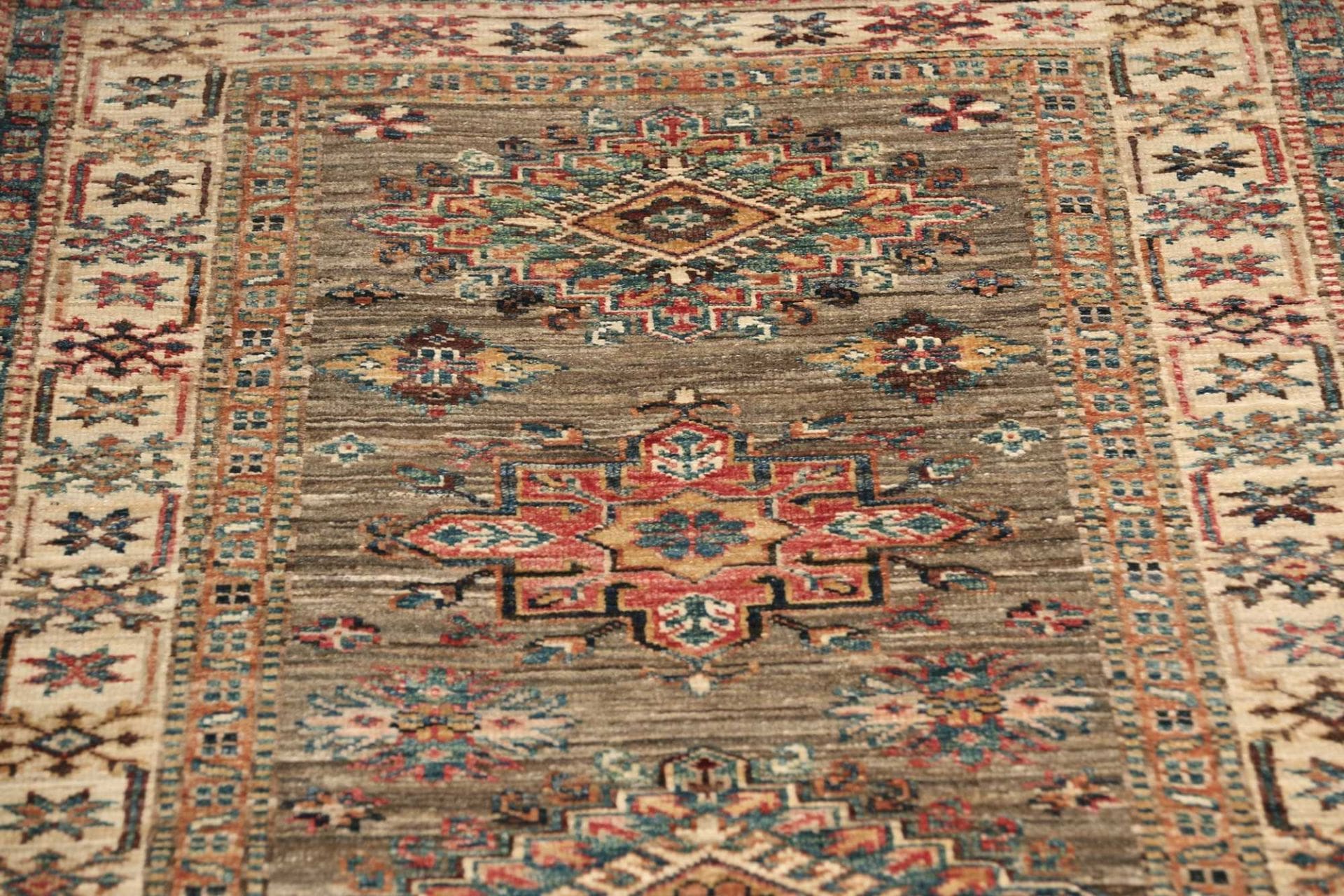 kazak-teppich-83-x-243-cm-geometrisches-muster-handgeknupft-5 Handgeknüpfter Kazak Orientteppich 83 × 243 cm