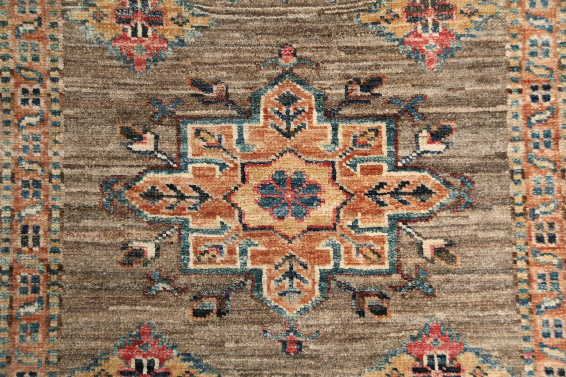 kazak-teppich-83-x-243-cm-geometrisches-muster-handgeknupft-6 Handgeknüpfter Kazak Orientteppich 83 × 243 cm