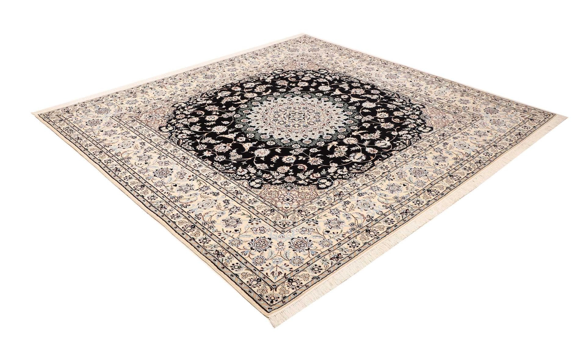 Handgeknüpfter Nain Perserteppich 215 × 205 cm