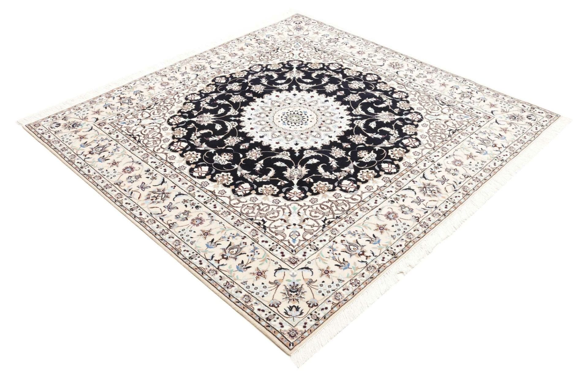 Nain Perserteppich 175 × 170 cm aus Wolle, handgeknüpft