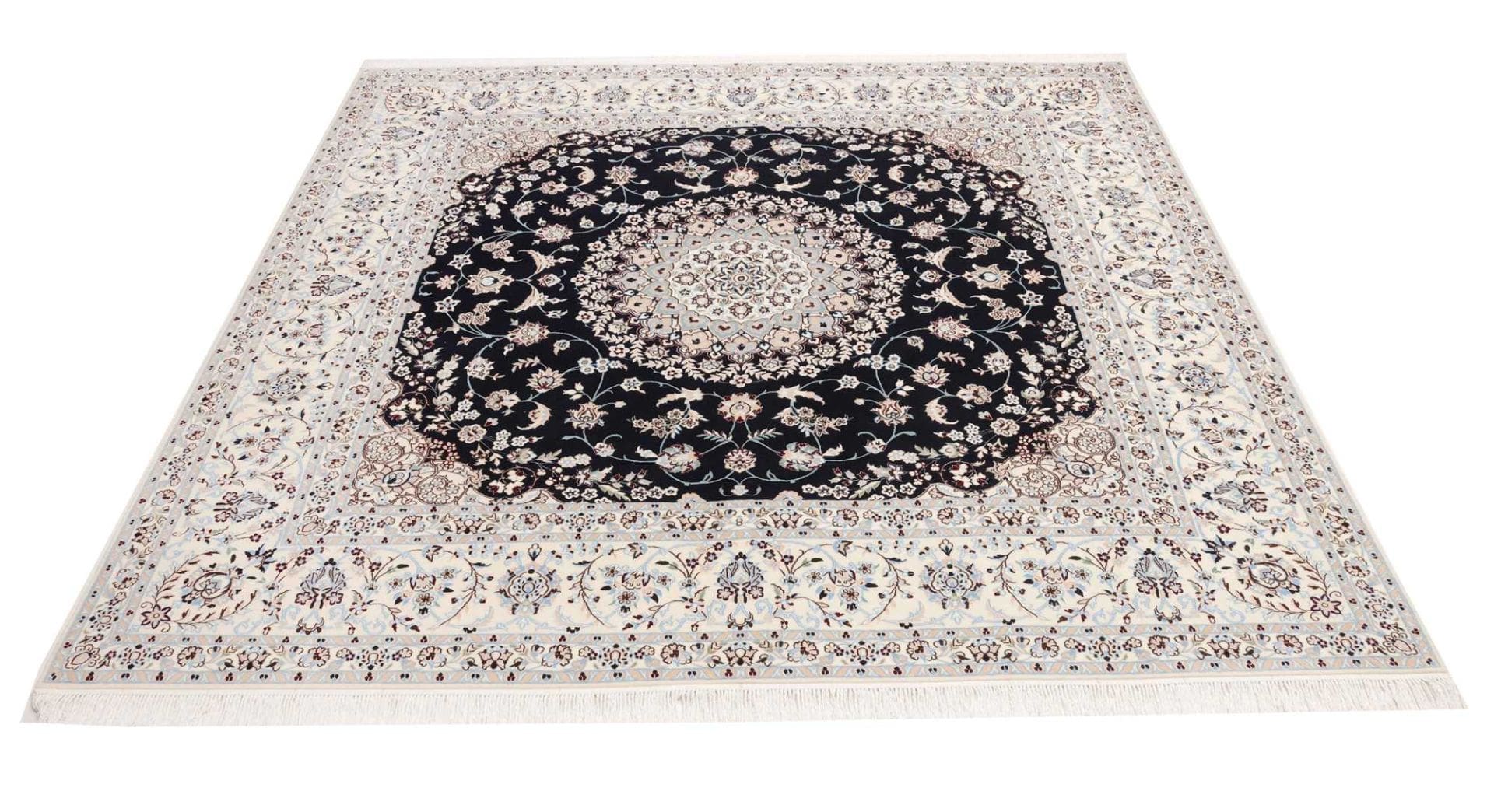 Nain Perserteppich 208 × 210 cm aus Wolle, handgeknüpft