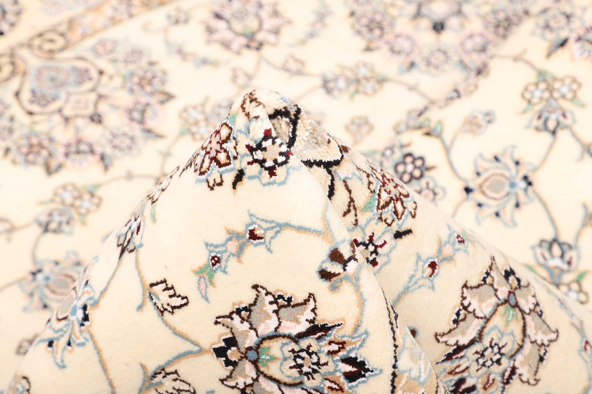 Nain Perserteppich aus Iran, 208 × 205 cm