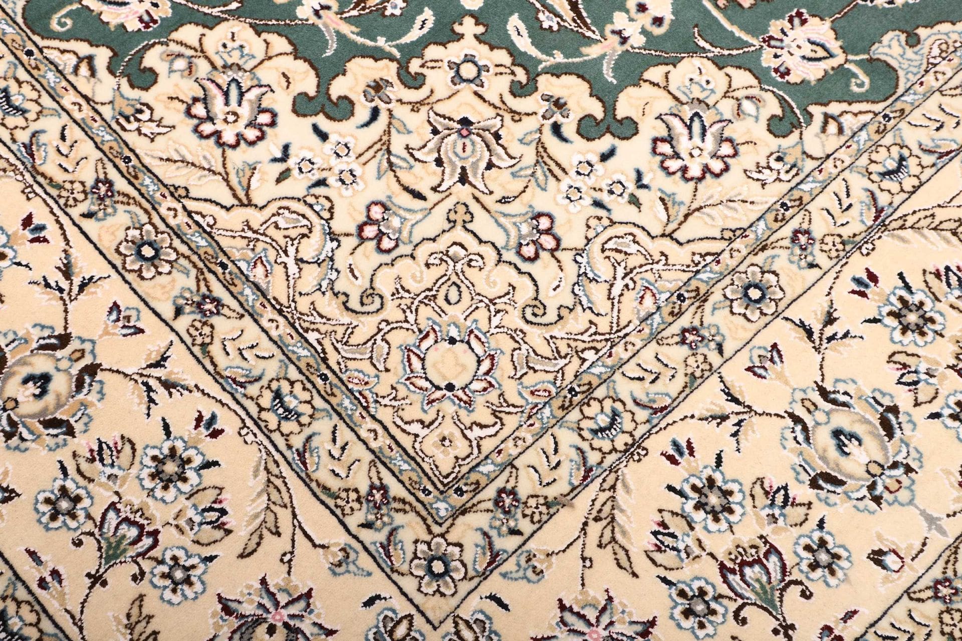 Handgeknüpfter Nain Perserteppich, 254 × 253 cm, Wolle