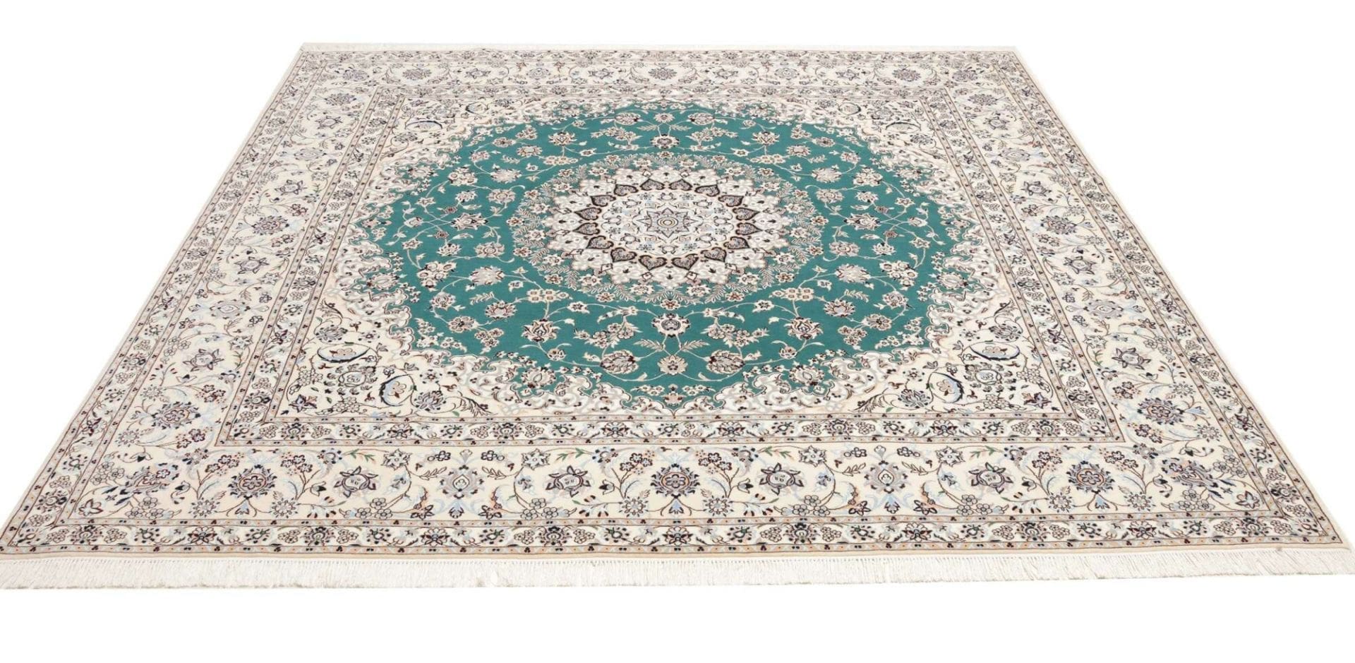 Nain Perserteppich 256 × 248 cm aus Wolle, handgeknüpft