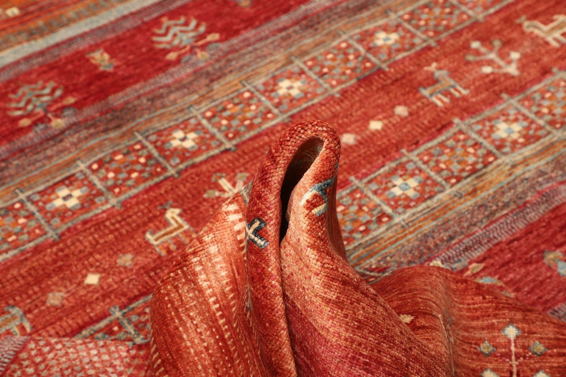 Gabbeh Orientteppich 253 × 298 cm aus Wolle, handgewebt