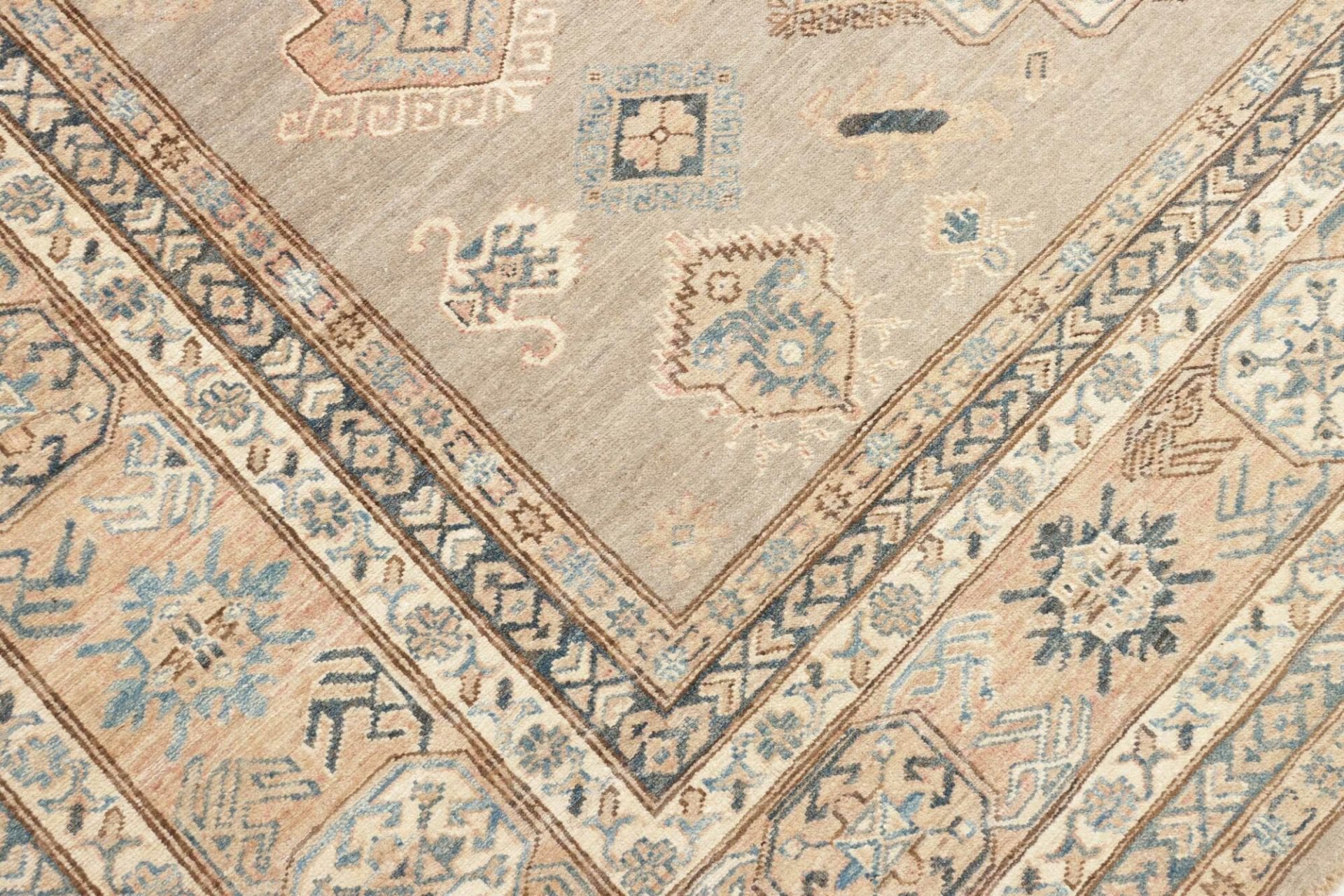 kazak-teppich-253-x-301-cm-geometrisches-muster-handgeknupft-5 Handgeknüpfter Kazak Orientteppich 253 × 301 cm