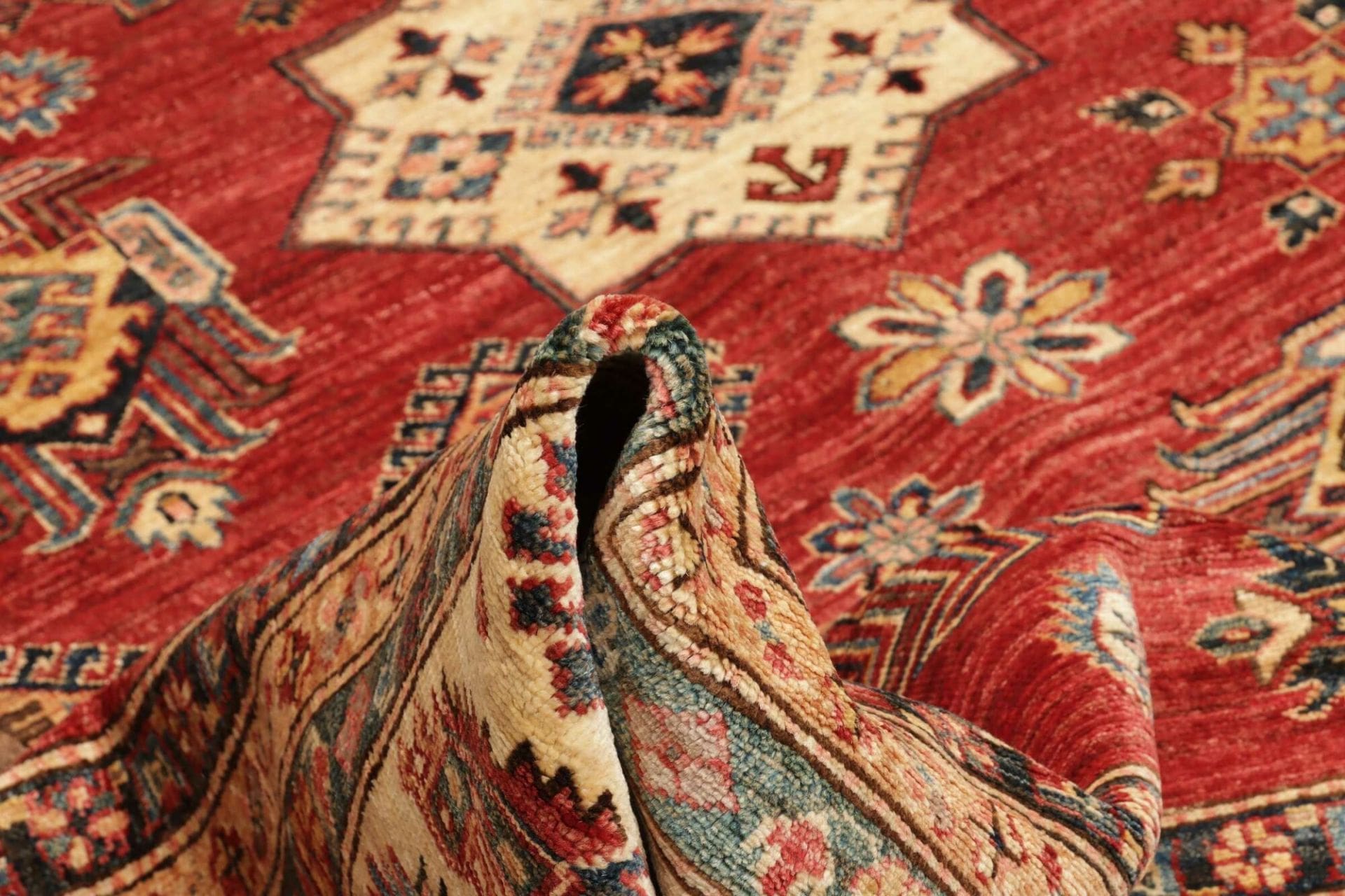 Kazak Orientteppich aus Pakistan, 263 × 312 cm