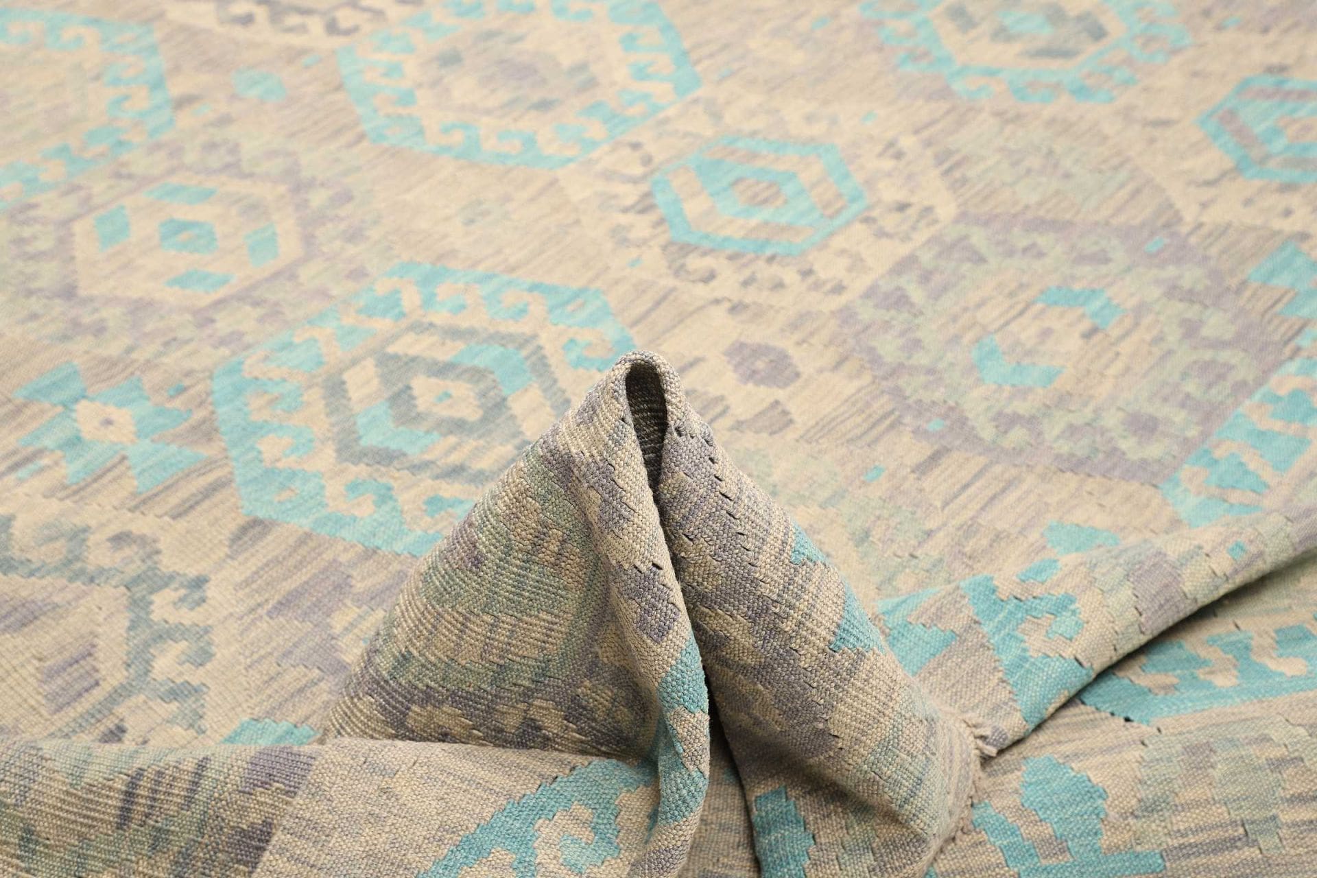 Kelim aus Pakistan, 265 × 290 cm