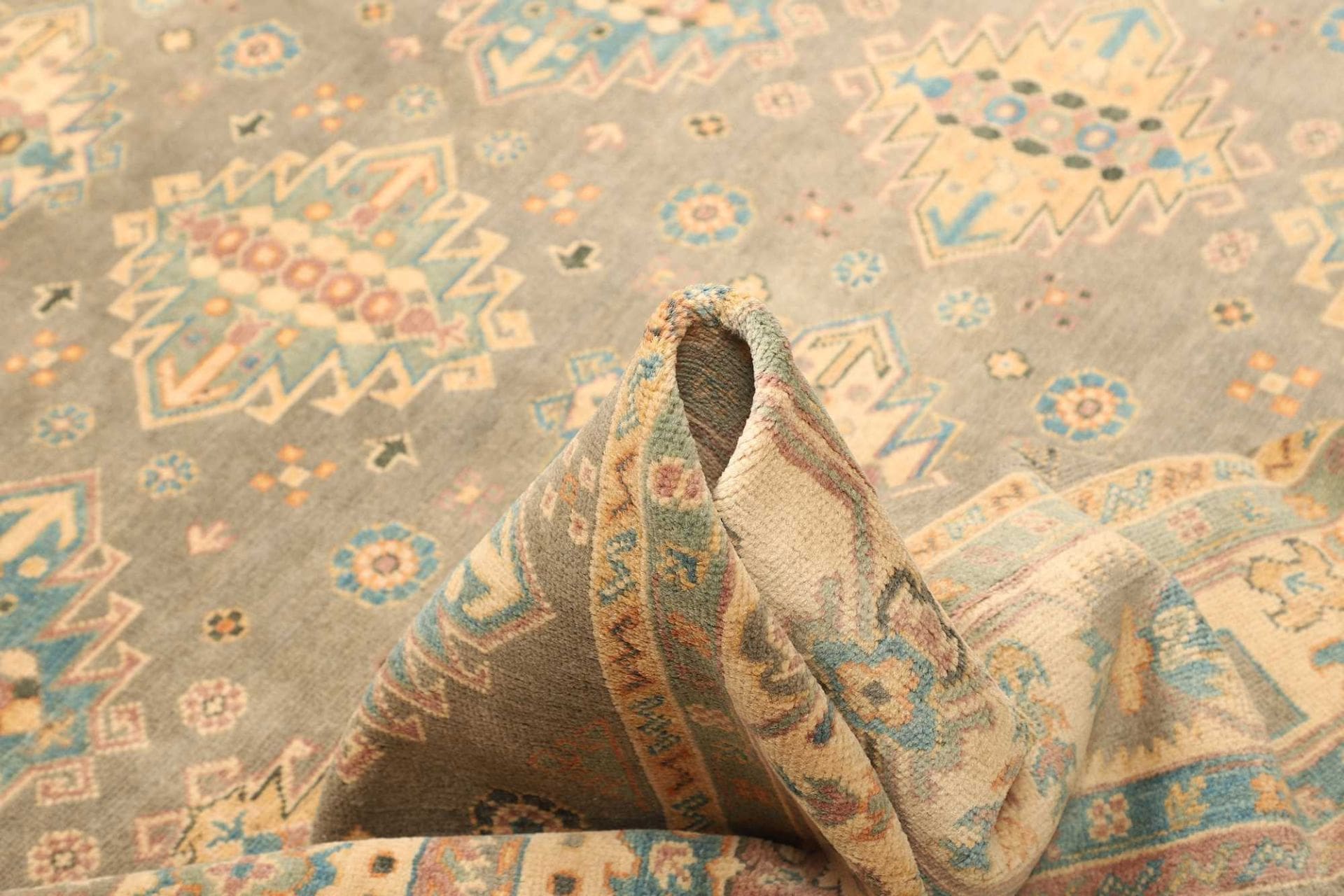 Kazak Orientteppich aus Afghanistan, 248 × 304 cm