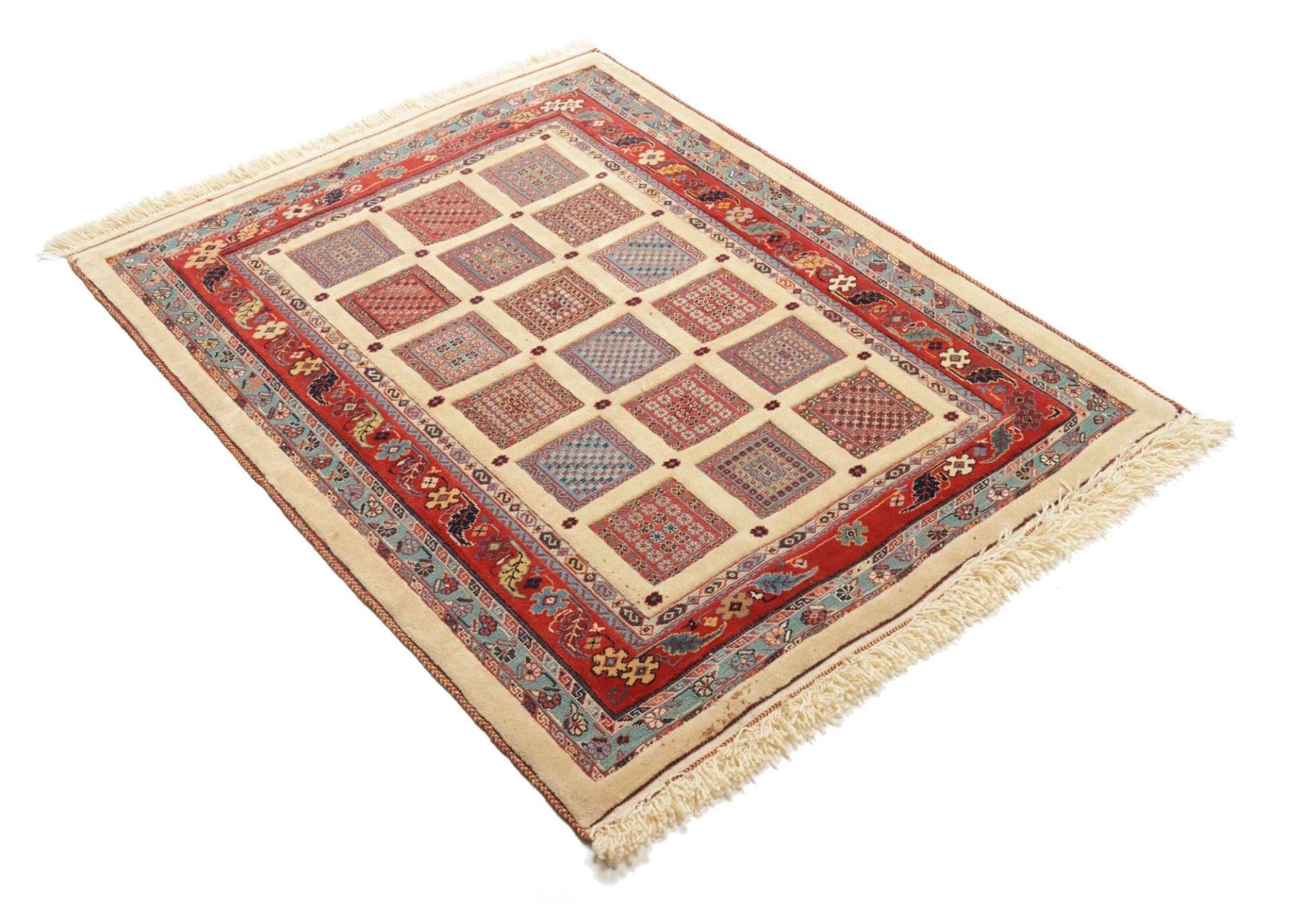 Nain Perserteppich aus Iran, 106 × 129 cm