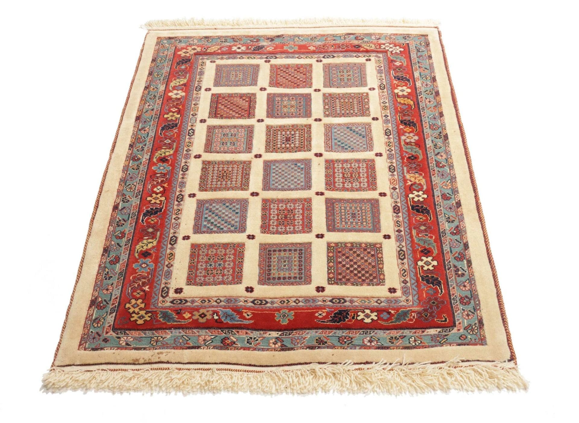 Nain Perserteppich aus Iran, 106 × 129 cm