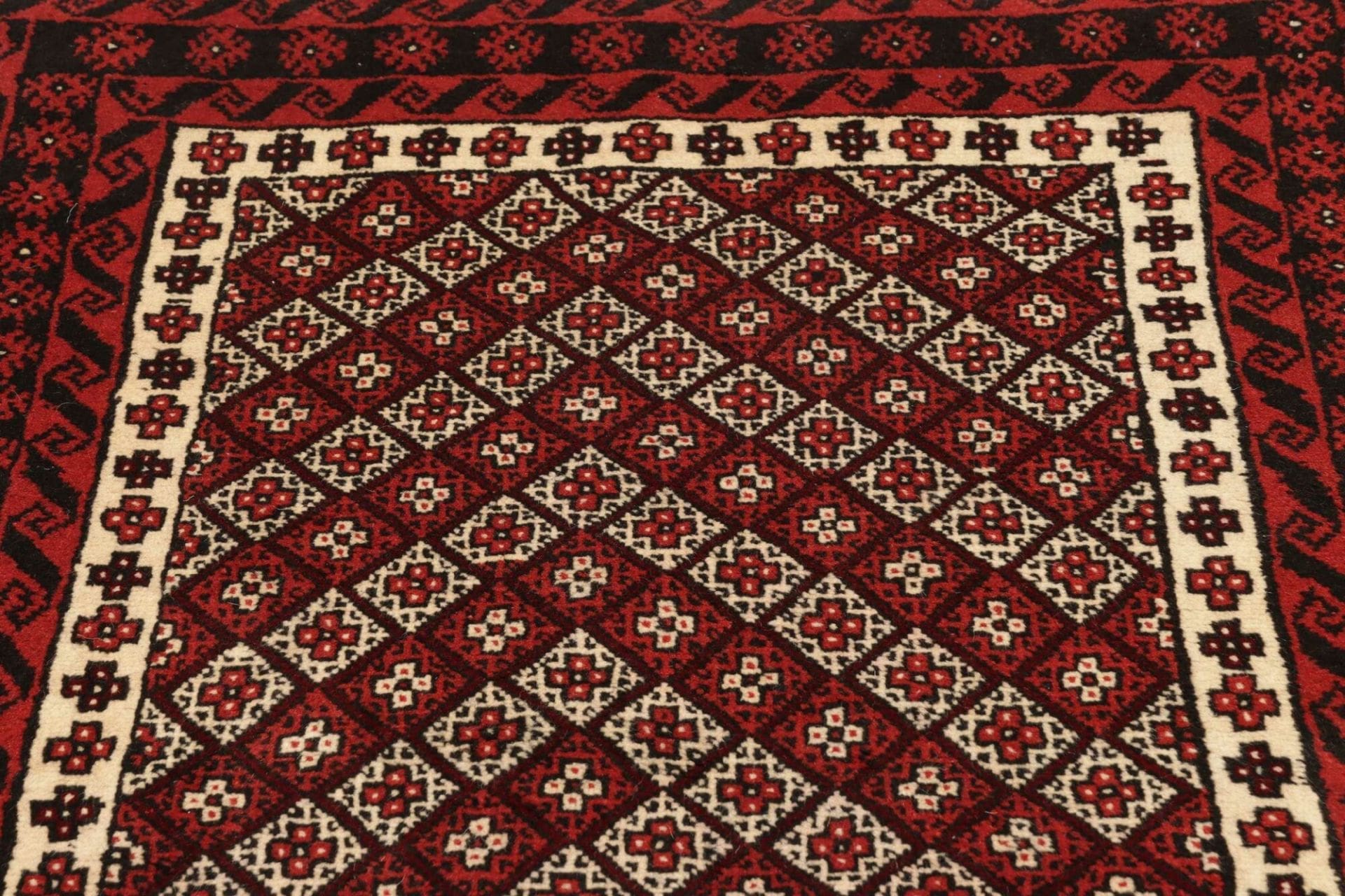 Nain Perserteppich 101 × 188 cm aus Wolle, handgeknüpft