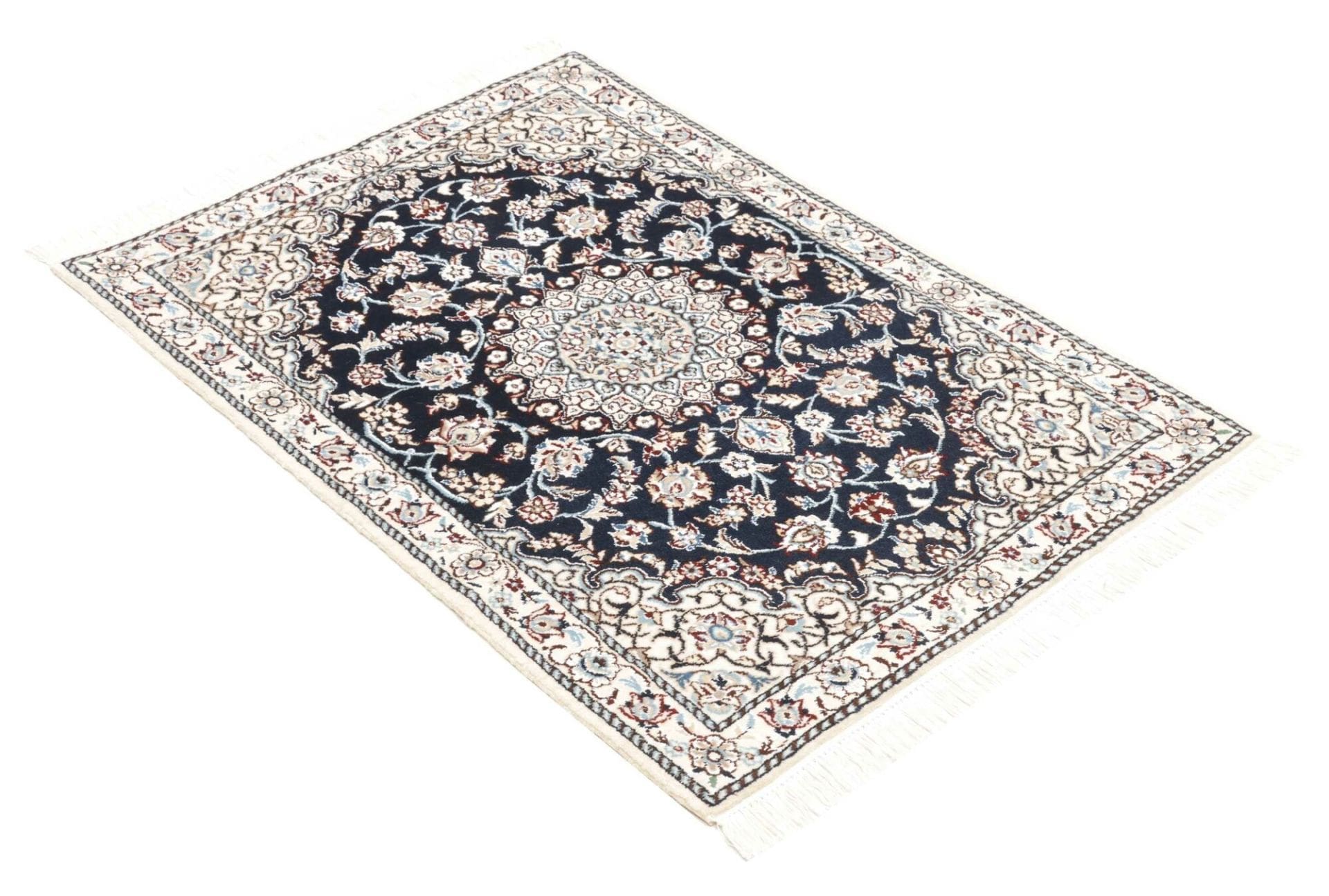 Nain Perserteppich aus Iran, 84 × 119 cm