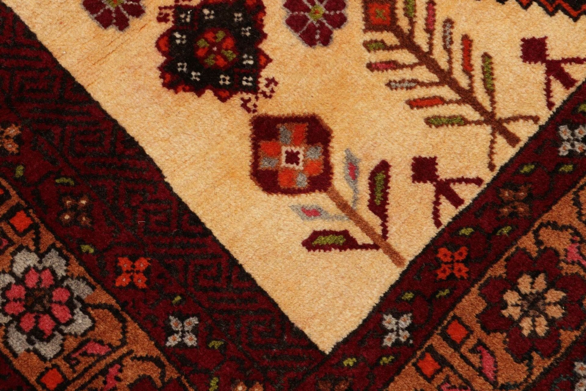 perserteppich-108-x-198cm-aus-schurwolle-handgeknupft-nain-muster-5 Handgeknüpfter Nain Perserteppich 108 × 198 cm