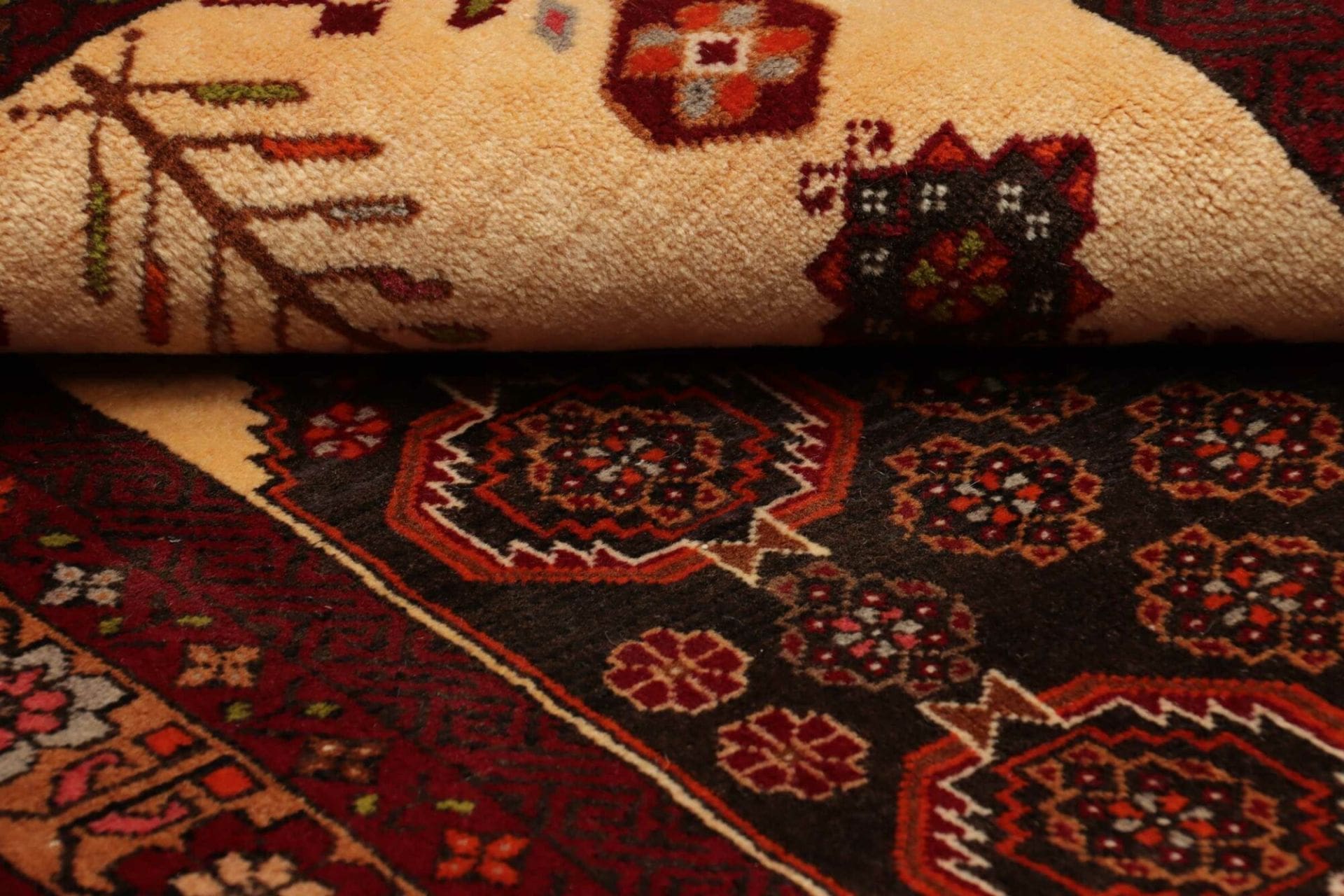 perserteppich-108-x-198cm-aus-schurwolle-handgeknupft-nain-muster-9 Handgeknüpfter Nain Perserteppich 108 × 198 cm