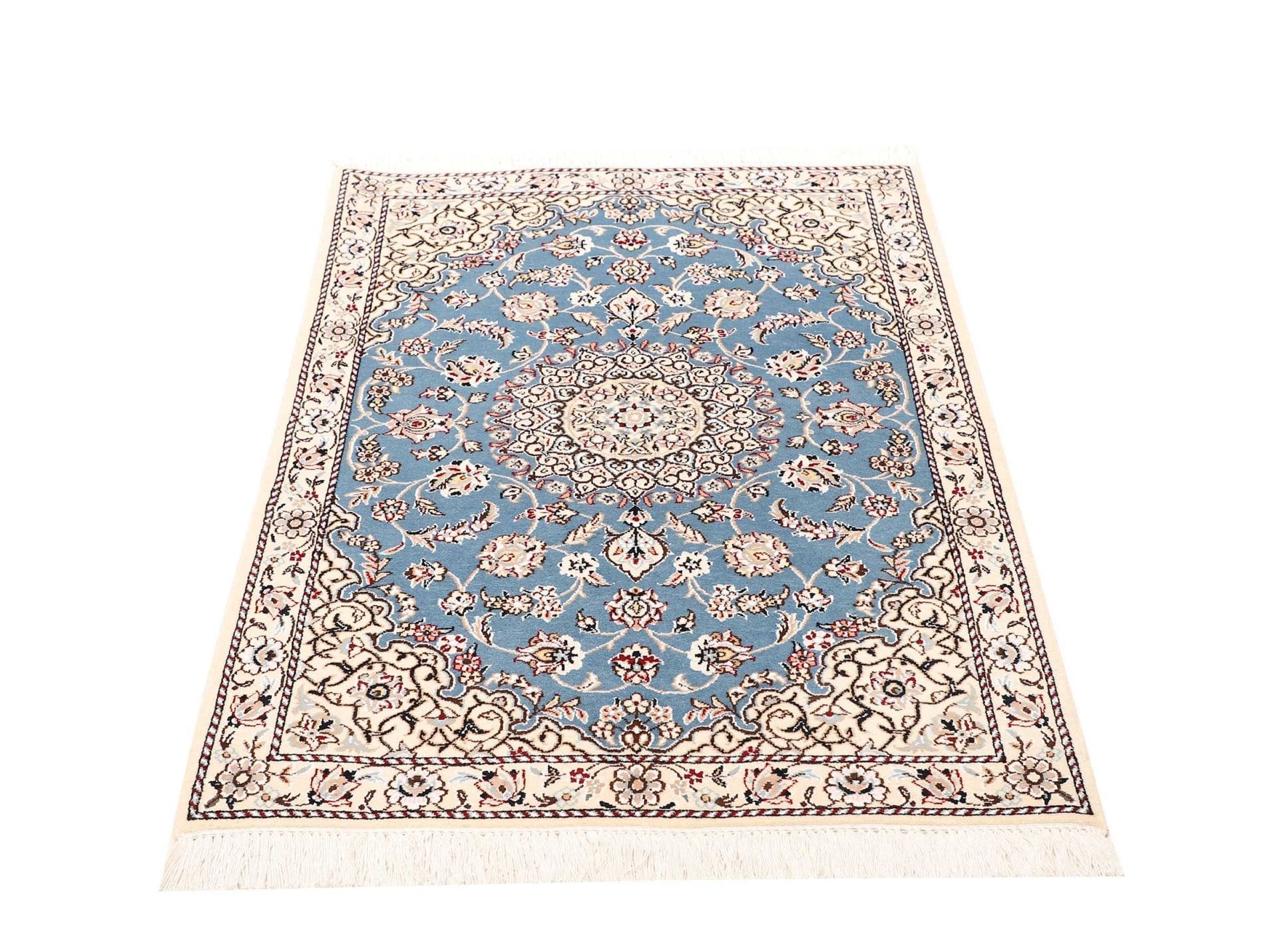Nain Perserteppich aus Iran, 83 × 118 cm