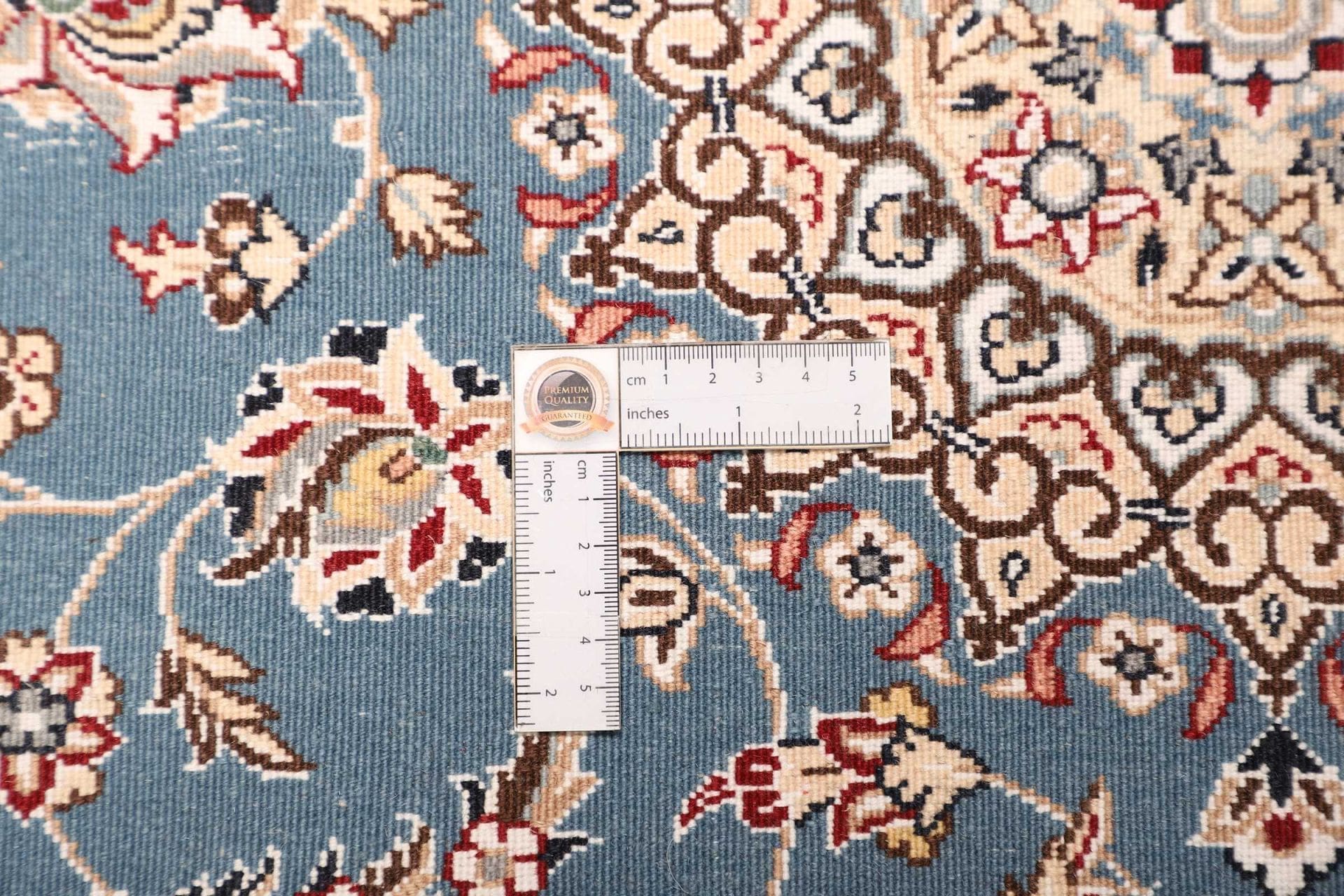 Nain Perserteppich aus Iran, 83 × 118 cm