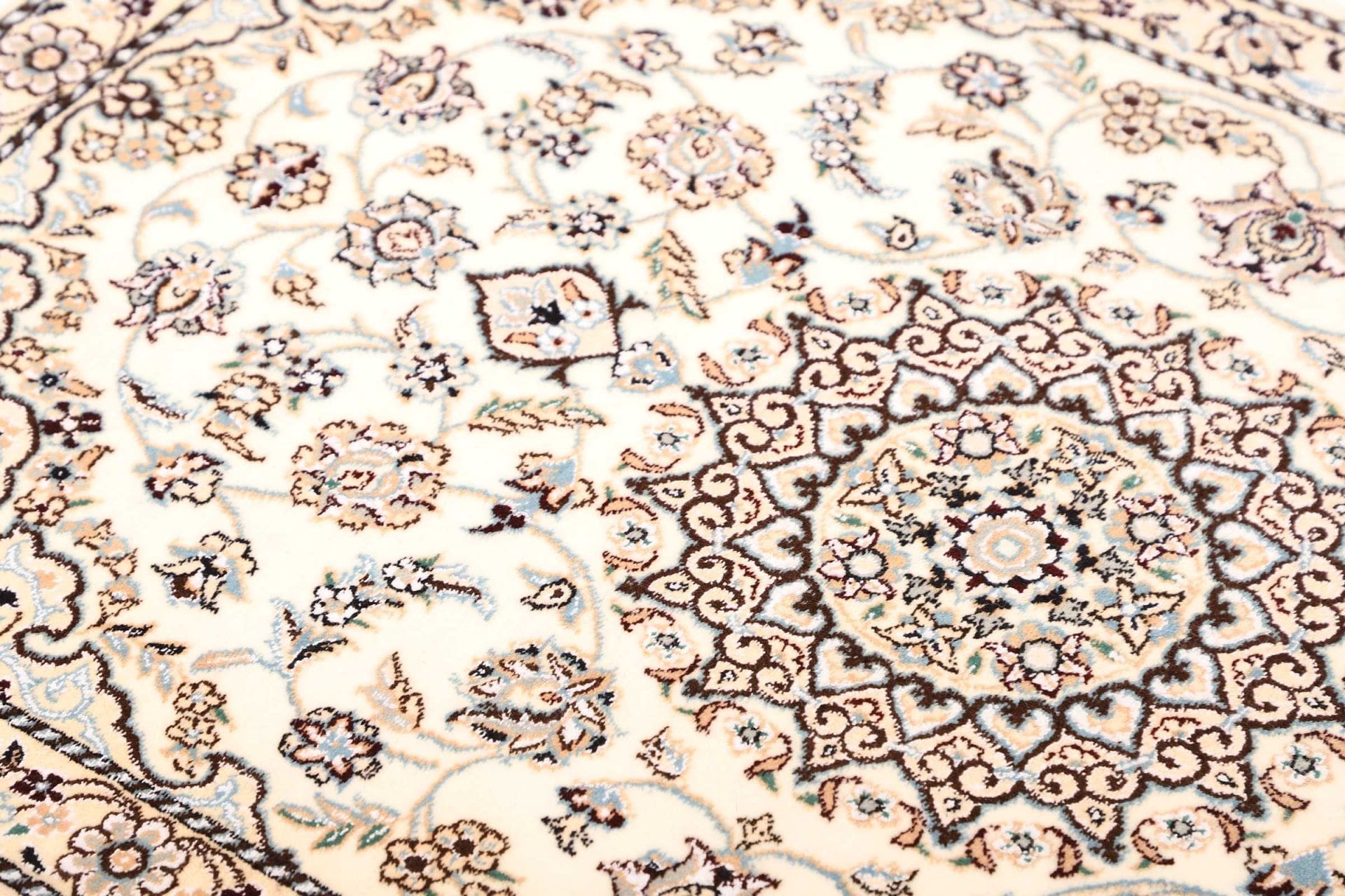 Nain Perserteppich aus Iran, 83 × 124 cm