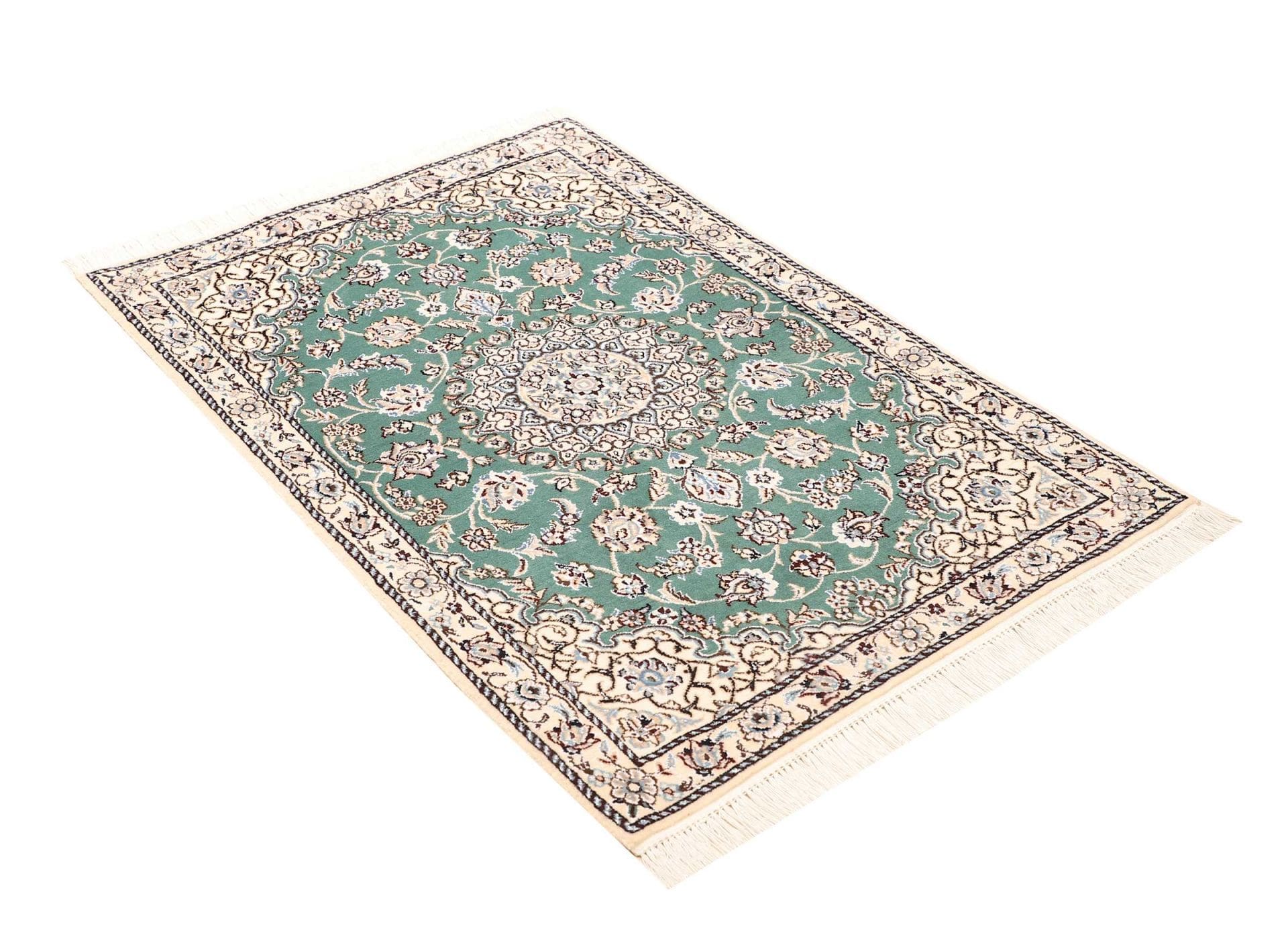 Nain Perserteppich aus Iran, 83 × 120 cm