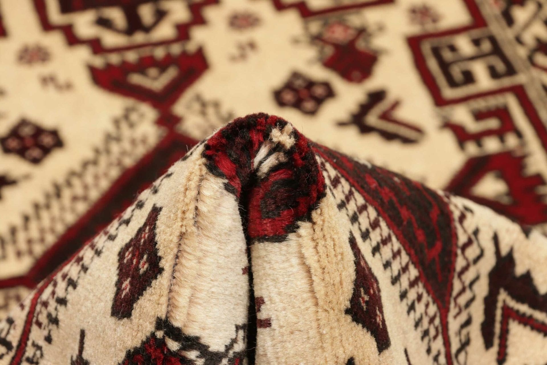 Perserteppich aus Iran, 106 × 197 cm