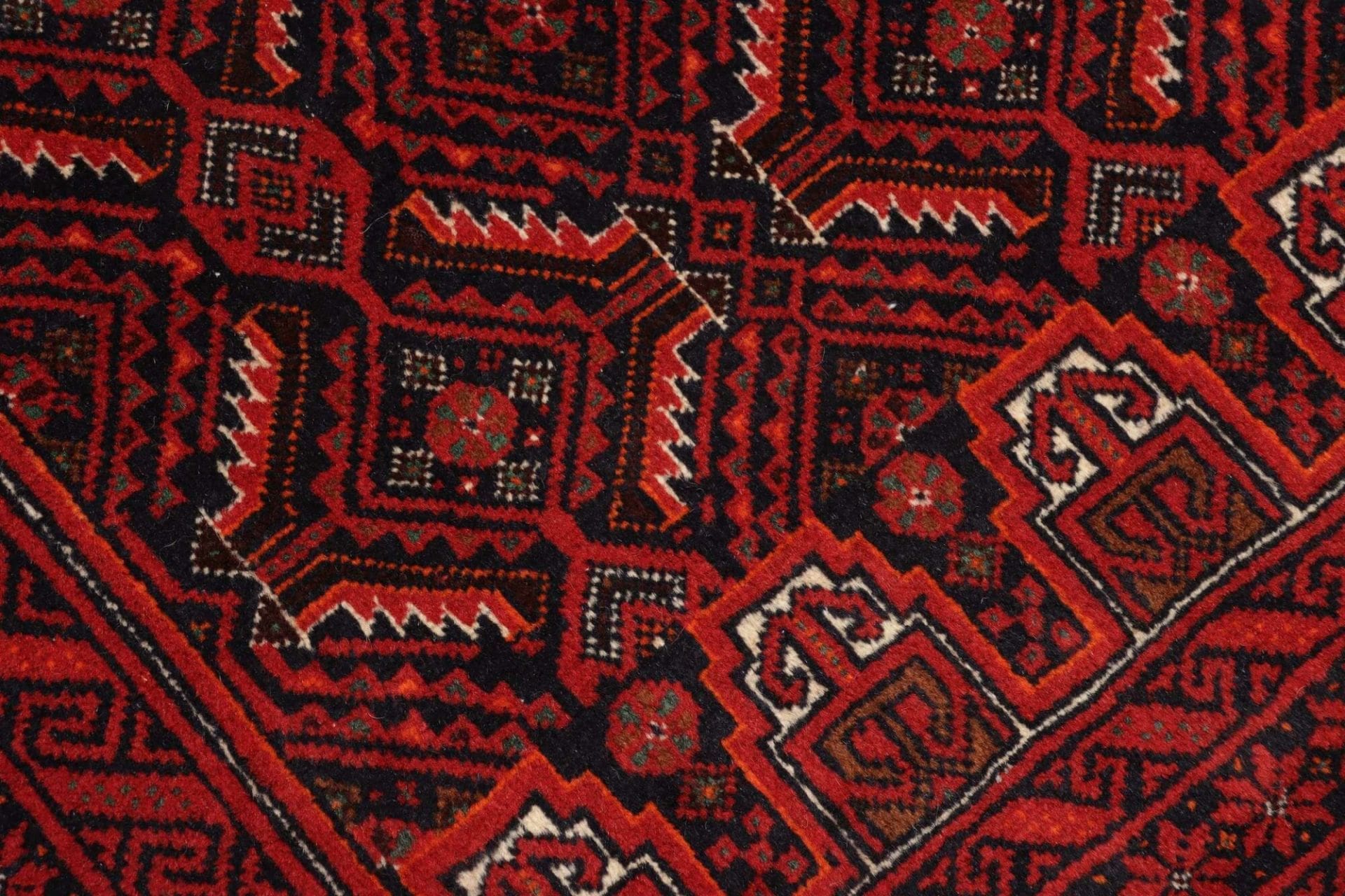 Handgeknüpfter Perserteppich 110 × 200 cm