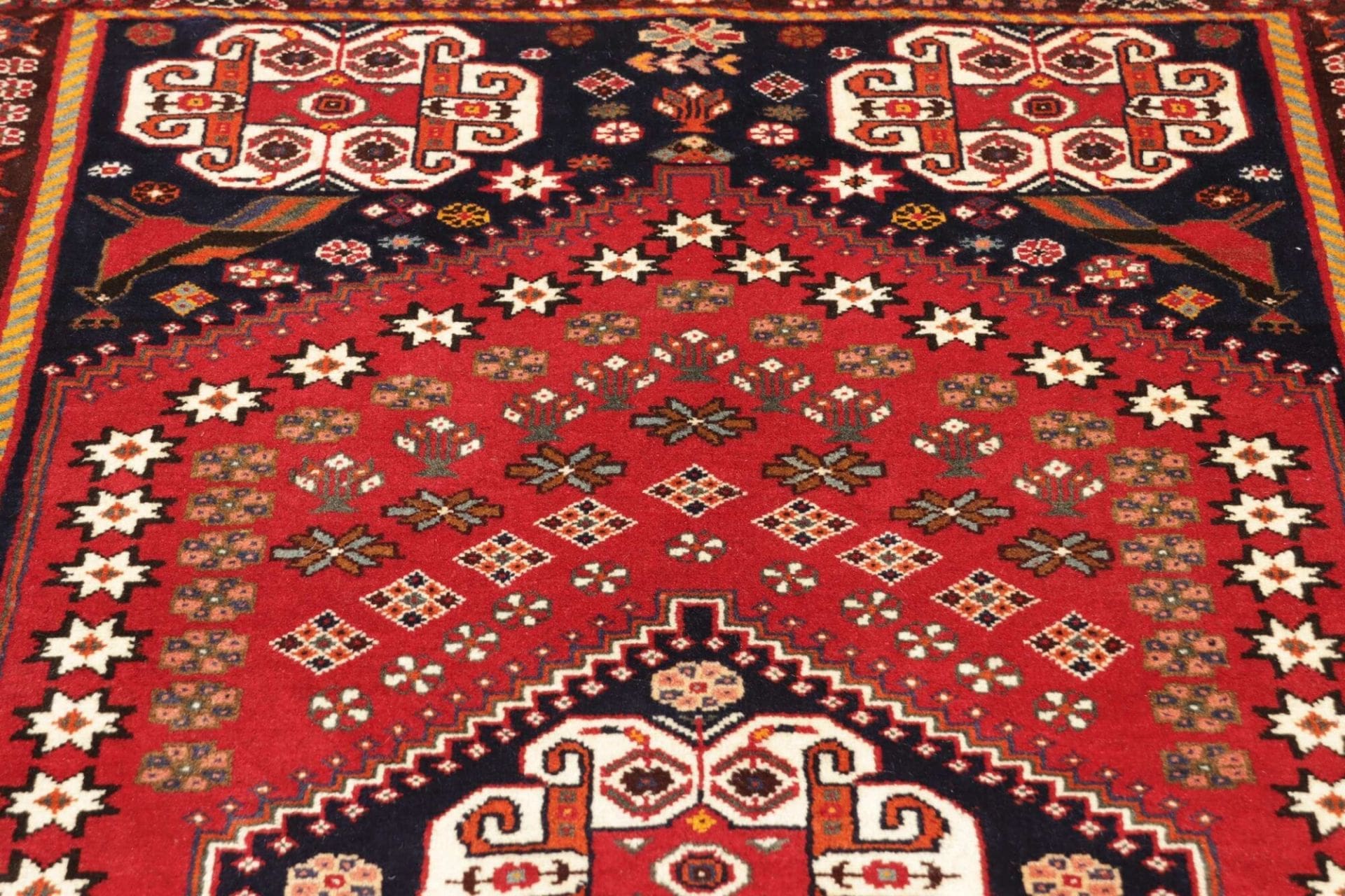Qashqai Perserteppich 121 × 202 cm aus Wolle, handgeknüpft