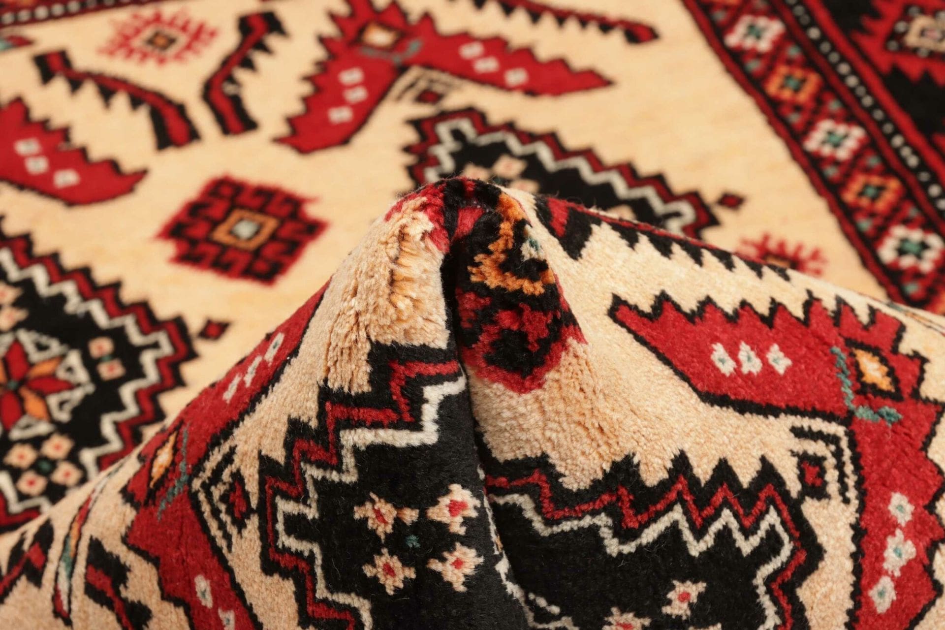 Perserteppich aus Iran, 113 × 200 cm