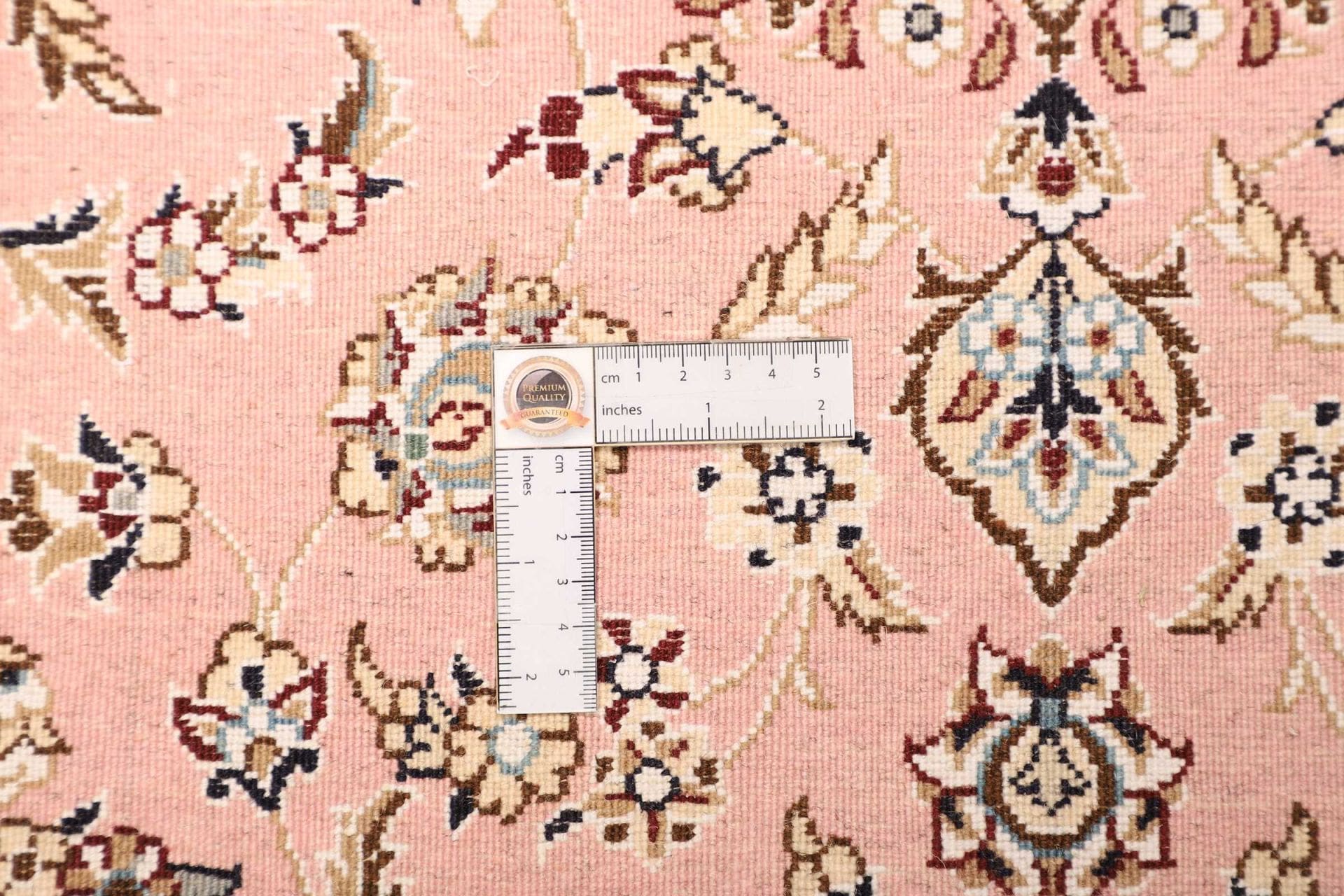 Nain Perserteppich aus Iran, 83 × 120 cm
