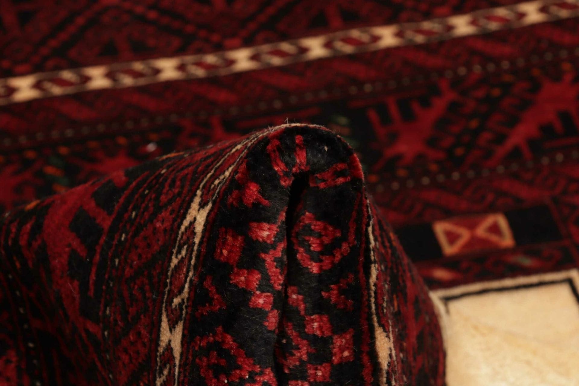 Perserteppich aus Iran, 113 × 190 cm