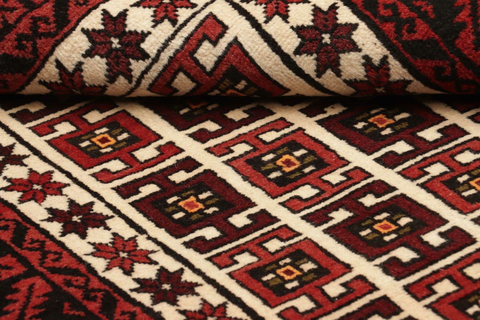 orientteppich-100-x-187cm-aus-schurwolle-handgeknupft-nain-9 Nain Perserteppich 100 × 187 cm aus Wolle, handgeknüpft