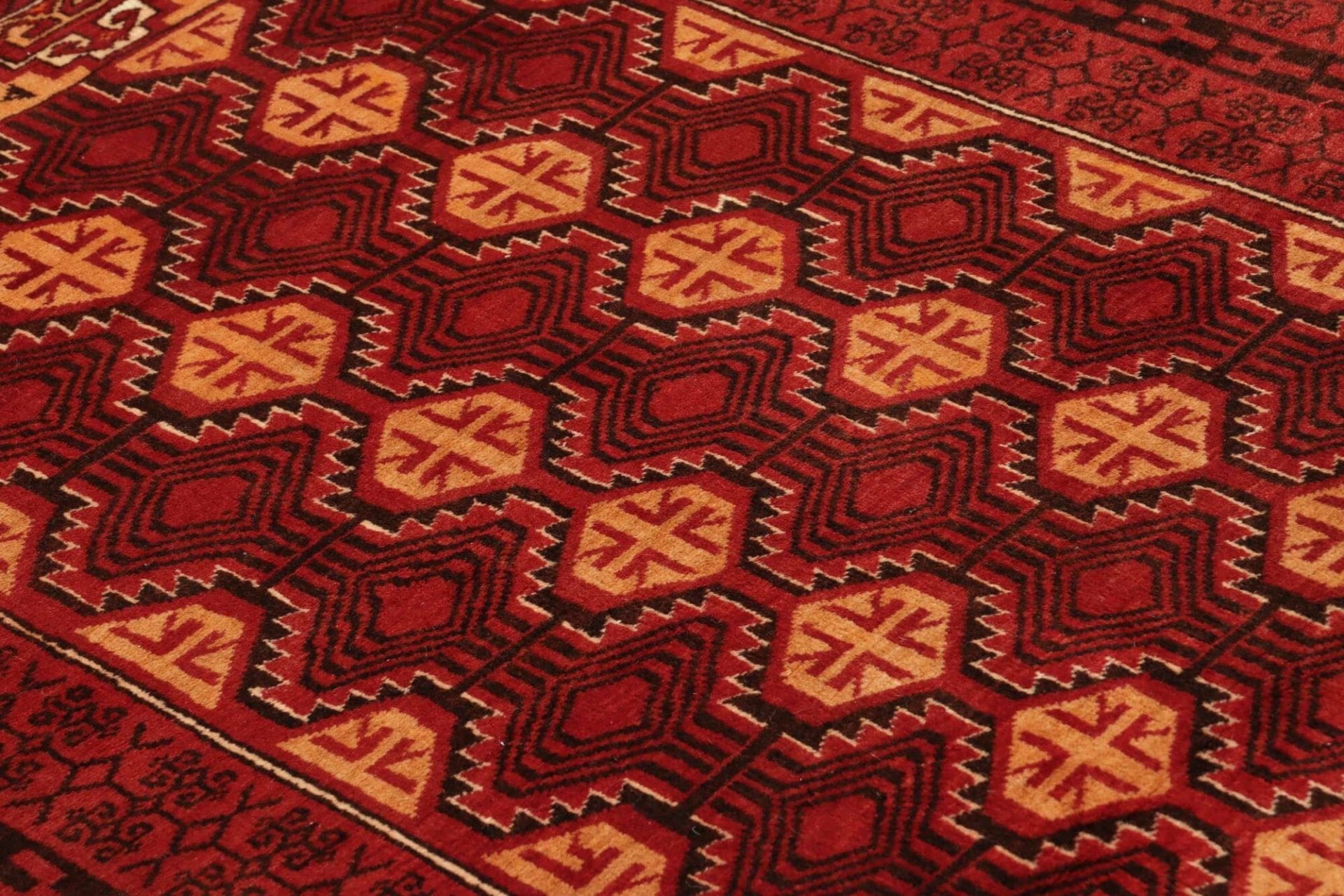 Perserteppich aus Iran, 106 × 201 cm